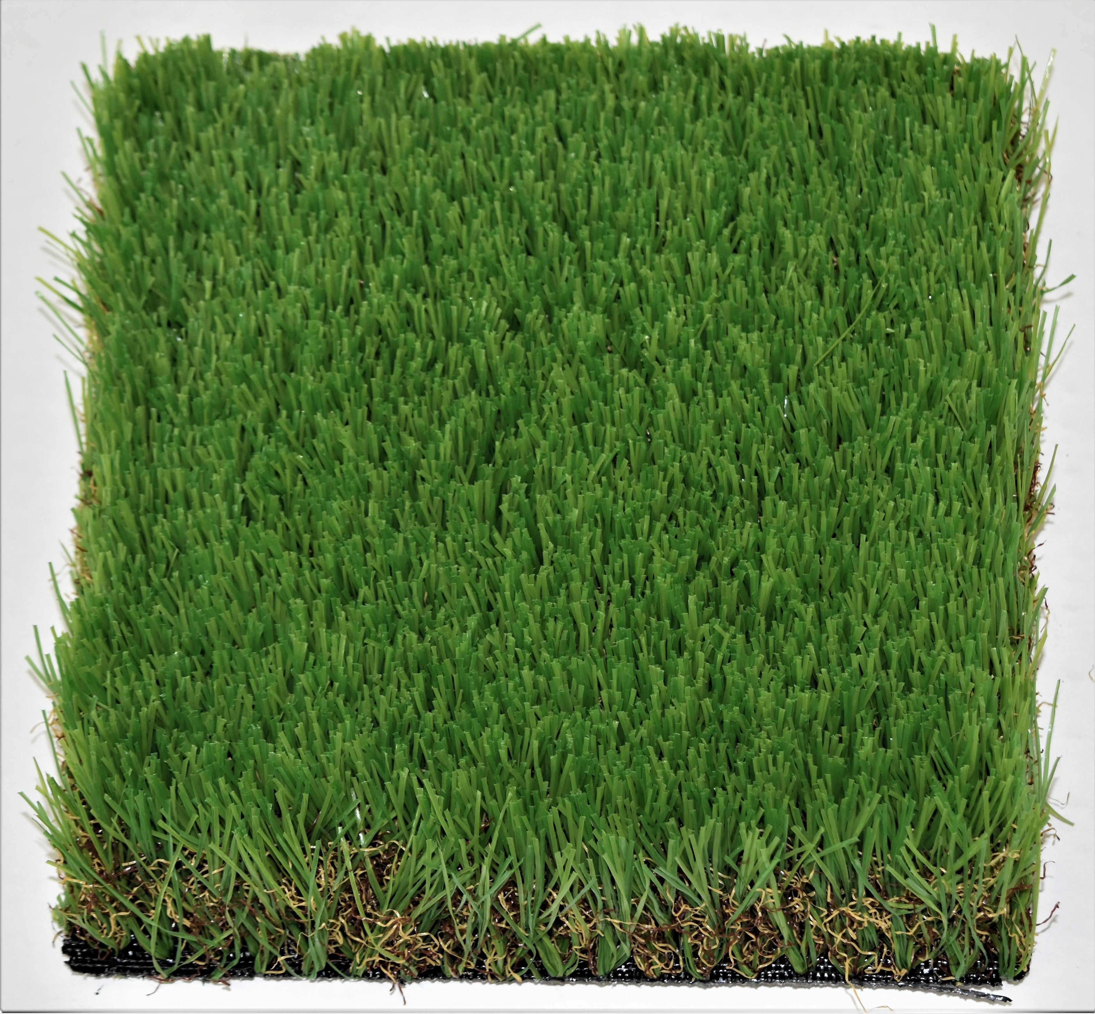 Muestra de césped artificial denia 19 x 19cm y 10 mm de altura de fibras