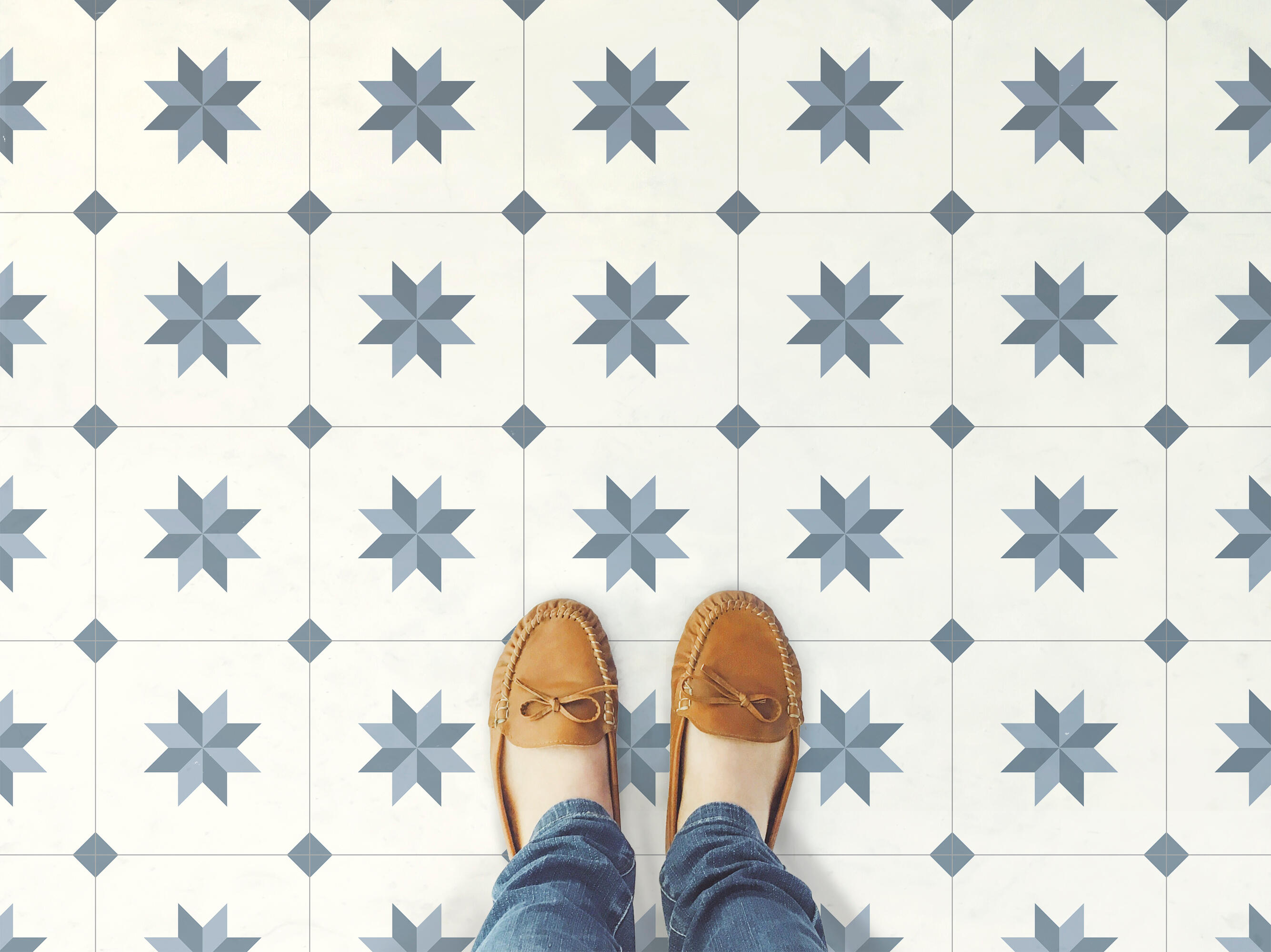 Suelo vinílico rollo one deco gregal 2x4 m