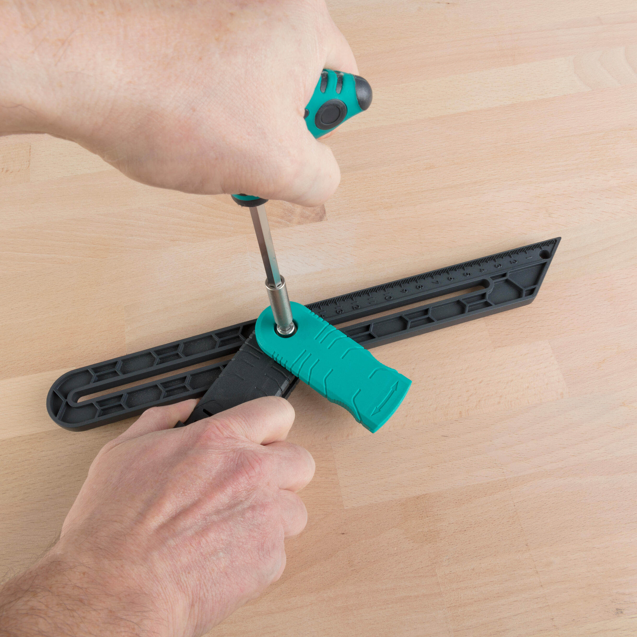 Falsa escuadra para laminado - 11