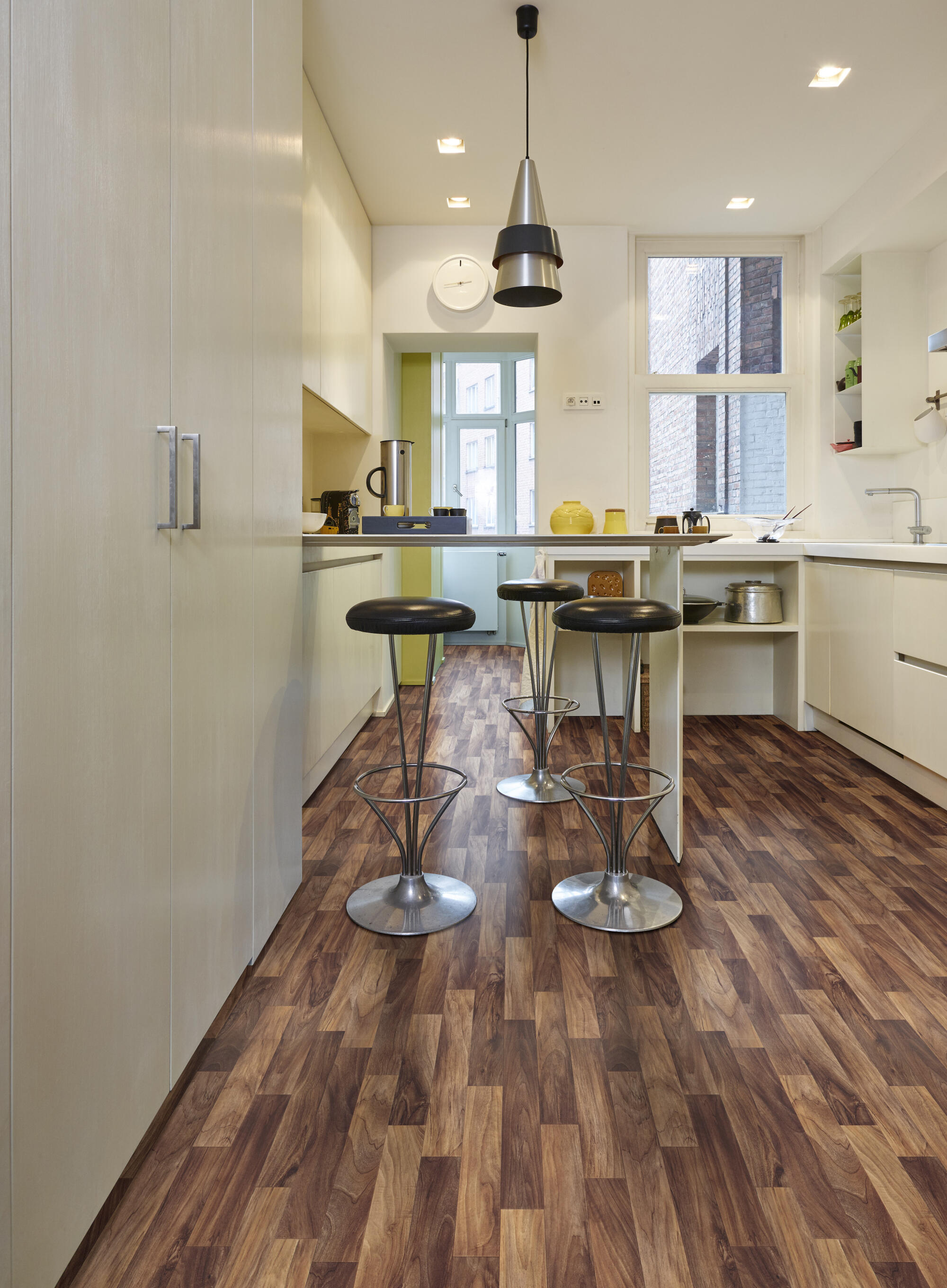 Suelo vinílico en rollo turbo madera lion natural 2m ancho pedido mín. 6m2 - producto a medida - no admite devolución.