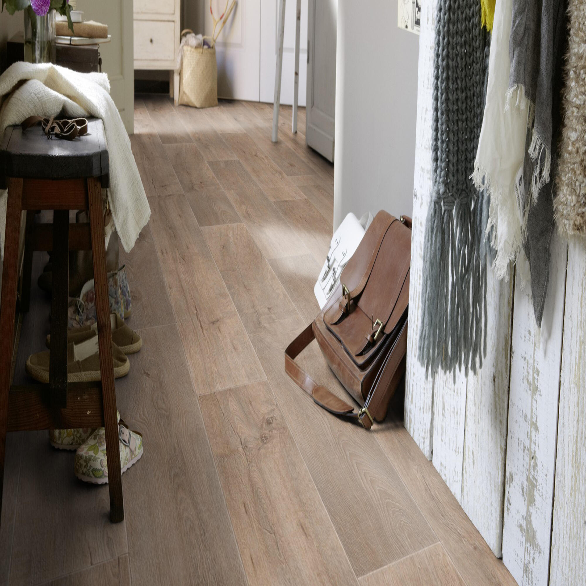 Pavimento vinílico a rolo intenso Tarkett Legacy Oak bege (largura do rolo 2m) - 3