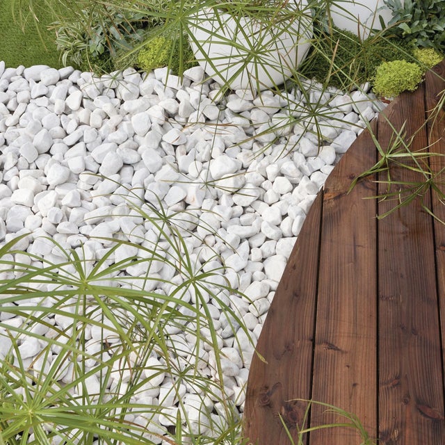 Sacchetto di ciottolo bianco carrara 20 kg 25/40 mm