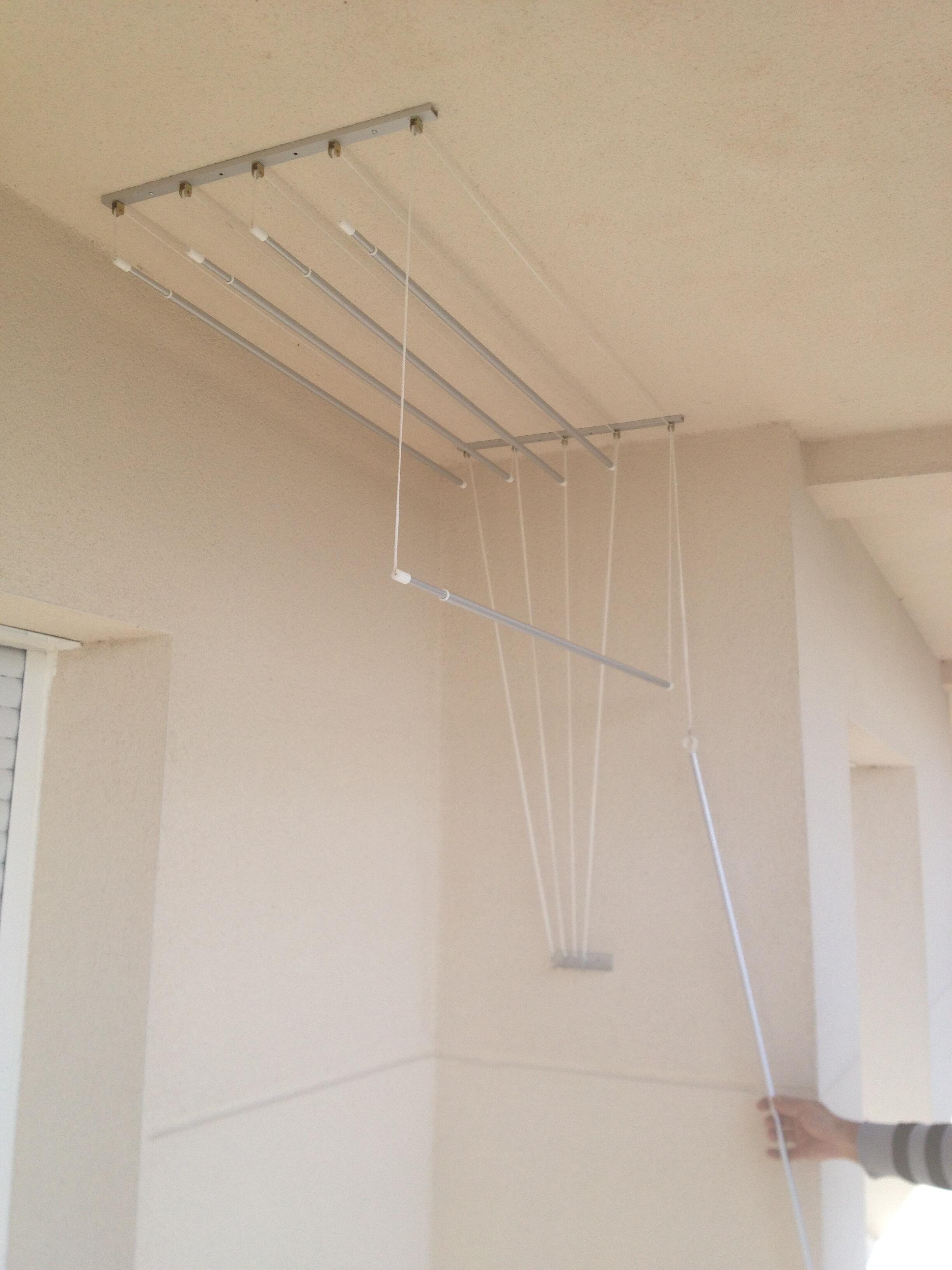 Tendedero para techo de aluminio 50x8m Leroy Merlin