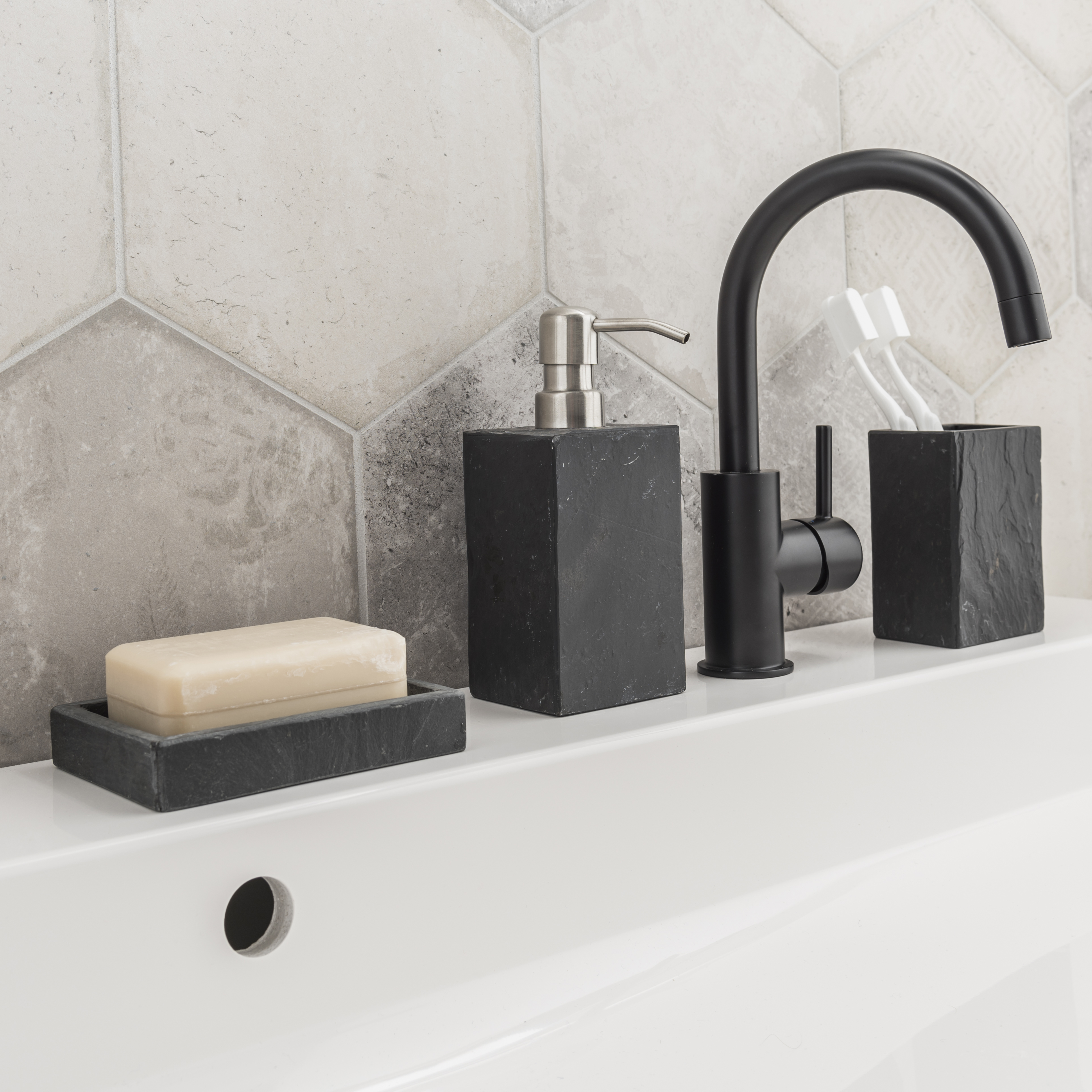 Dispensador  Stone gris oscuro satinado - 20