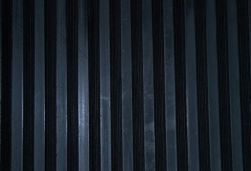 Pavimento al corte negro de goma AF52 Estibera Americana ancho 150 cm - 2