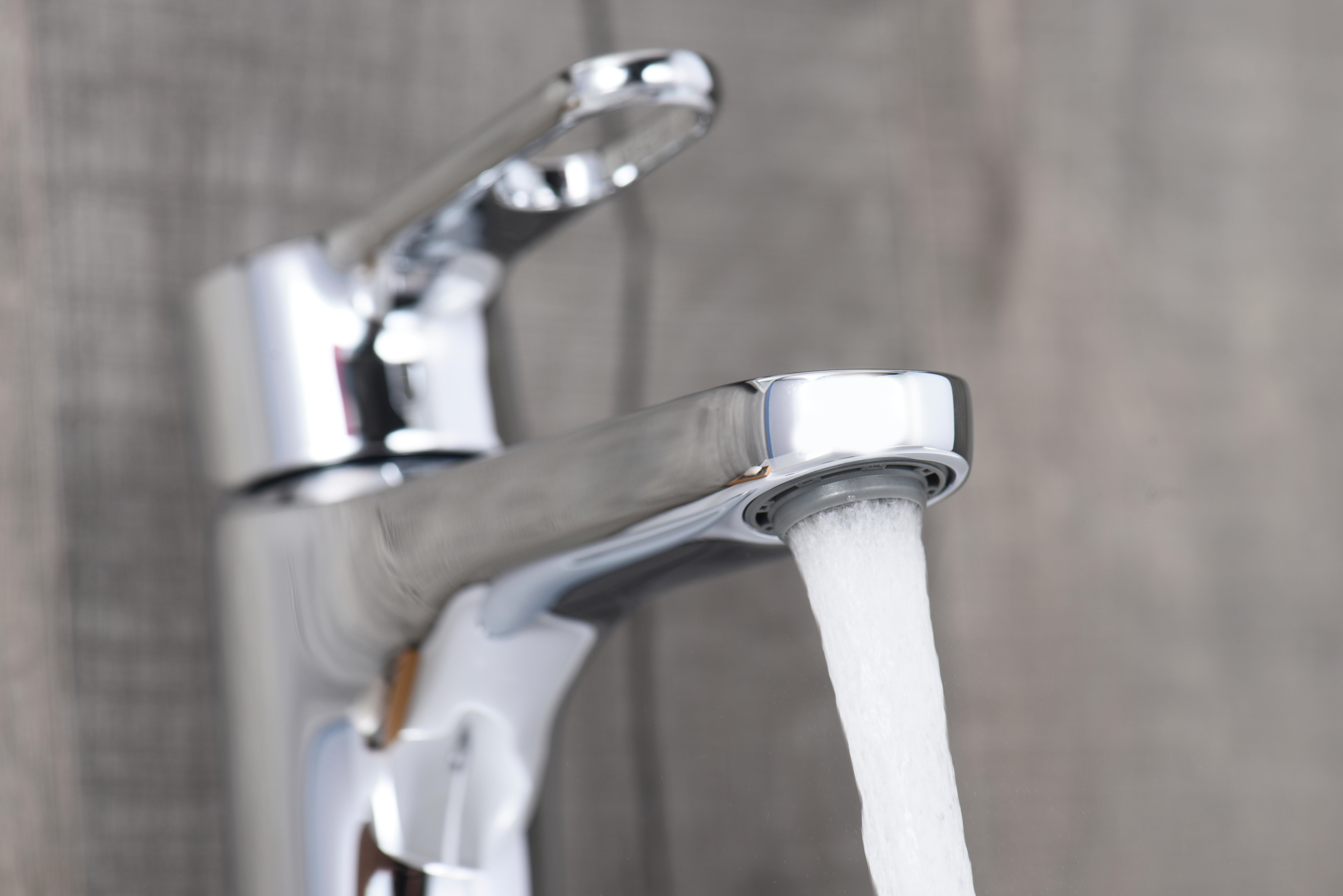 Grifo de lavabo ROCA Atis monomando cromo brillo. Apertura en frío. Antical. Latón - 15