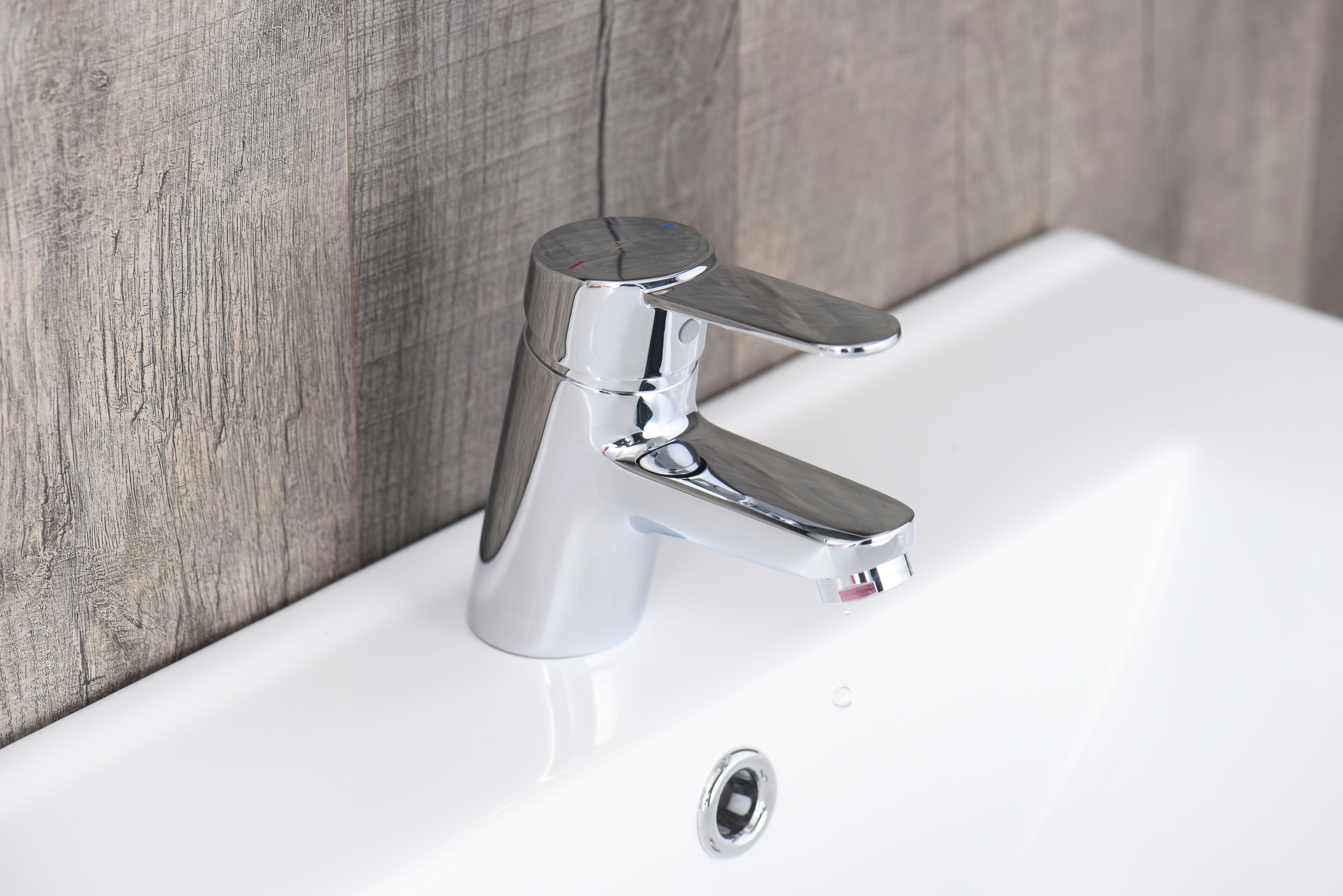 Torneira de lavatório monocomando cromado Roca Mitos - 15