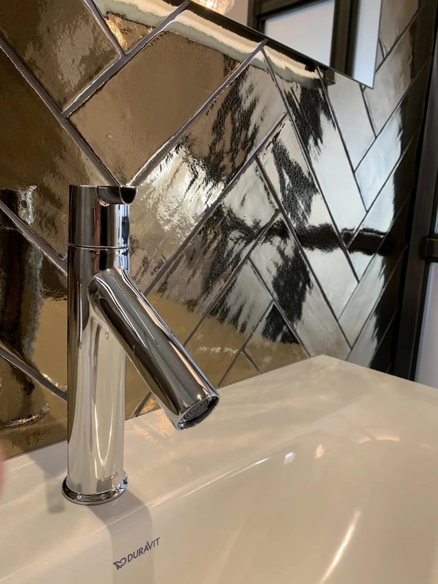 Azulejo cerámico Retro efecto zellige, metal dorado 7.5x30 cm