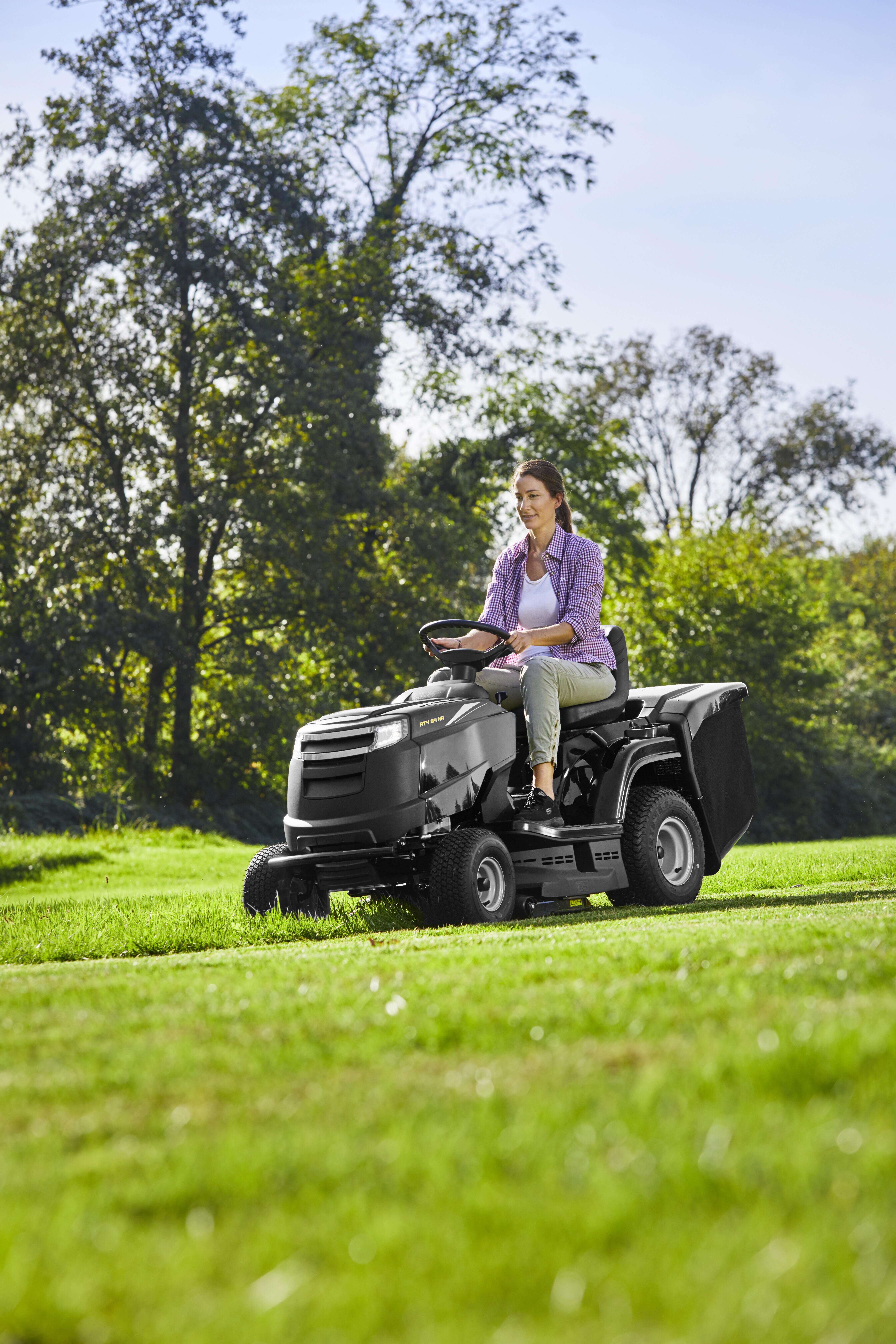 Tractor ALPINA AT4 84 HA 414 cc 84 cm ancho de corte - 7