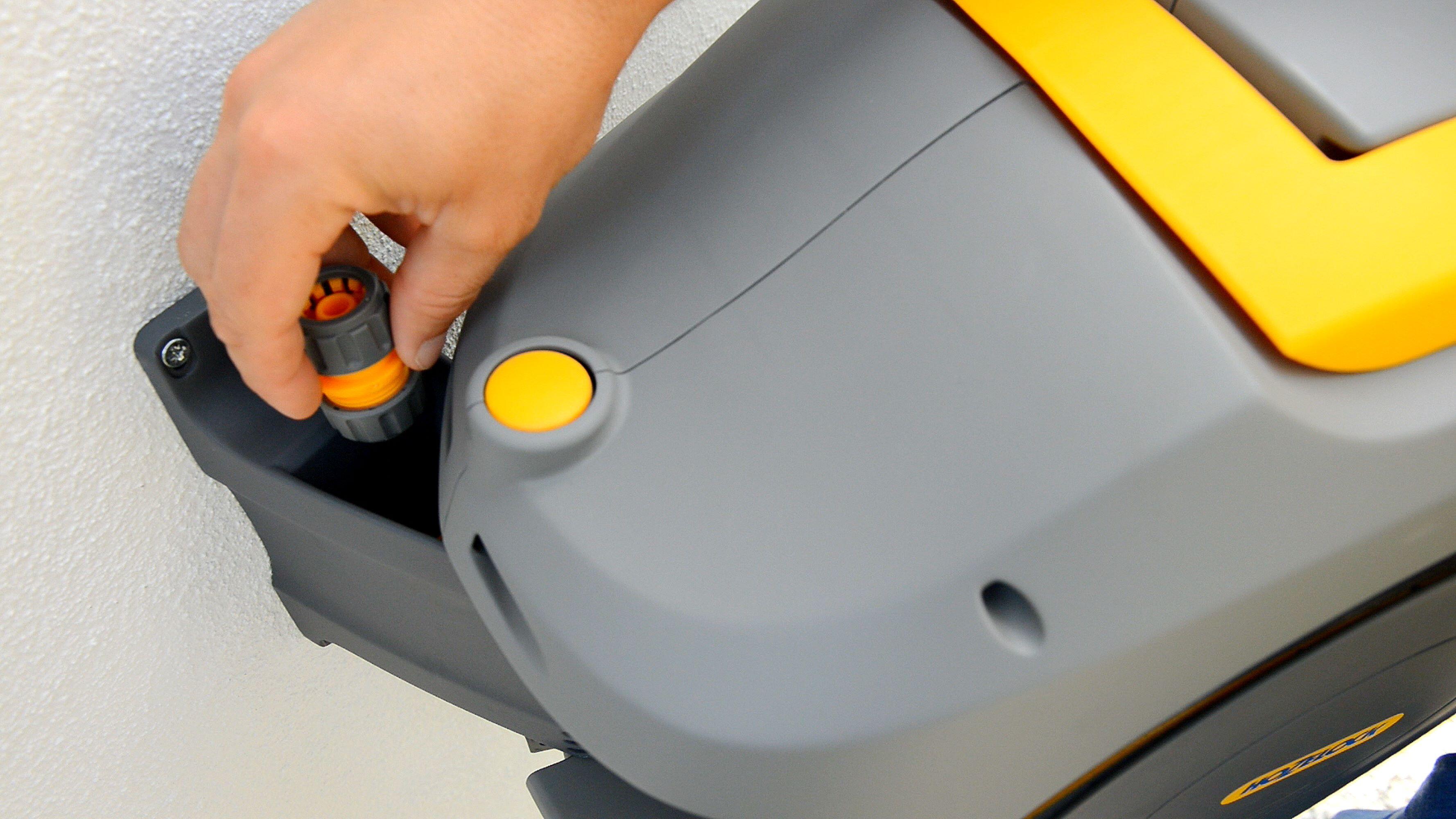 Enrolador de parede HOZELOCK AUTOREEL 25M - 7