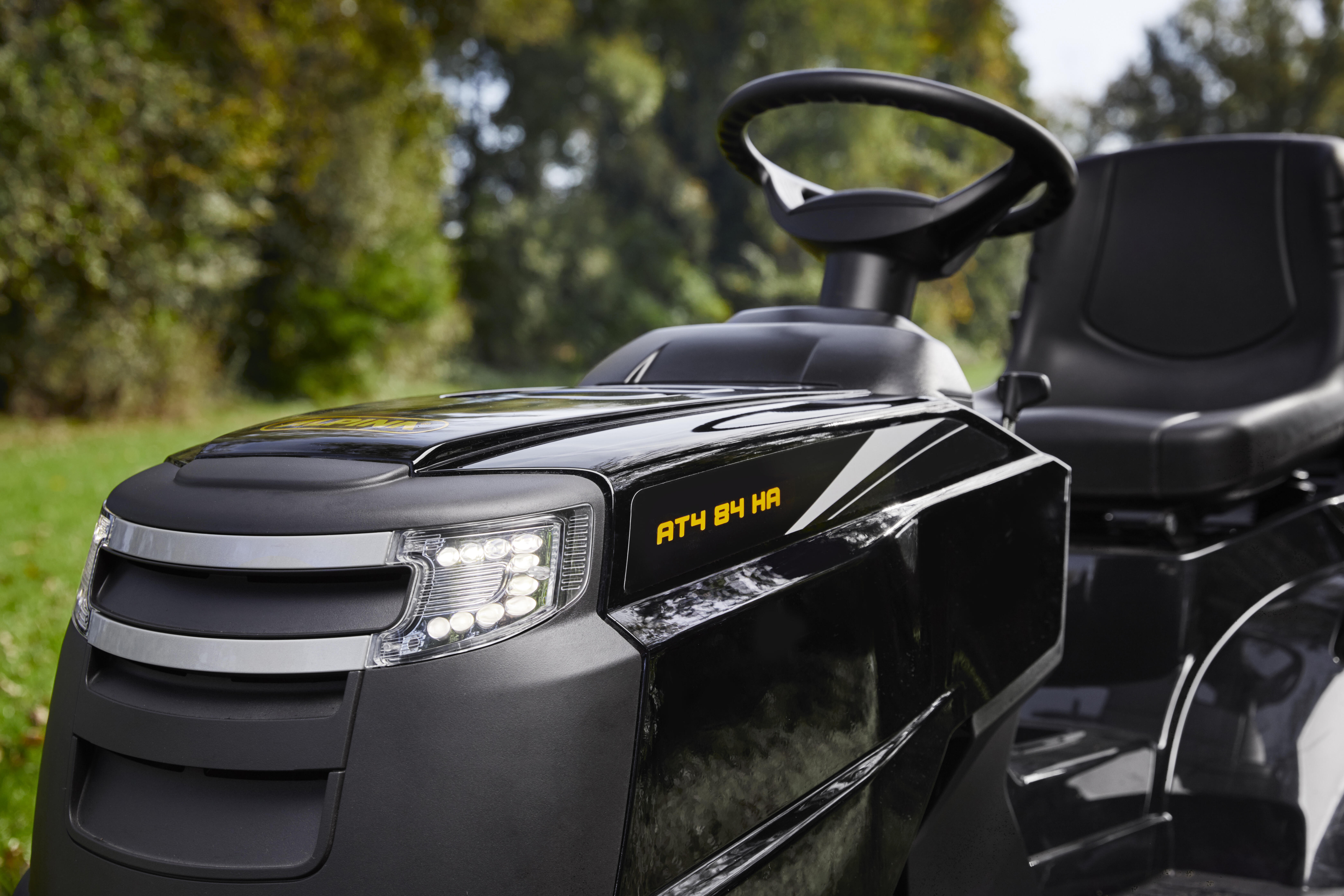 Tractor ALPINA AT4 84 HA 414 cc 84 cm ancho de corte - 2