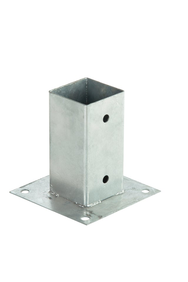 Soporte de metal para poste de 7x7 cm para atornillar al suelo