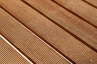 Set di 16 piastrelle in legno sintetico marrone ad incastro | Leroy Merlin Set di 16 piastrelle in legno sintetico marrone ad incastro | Leroy Merlin