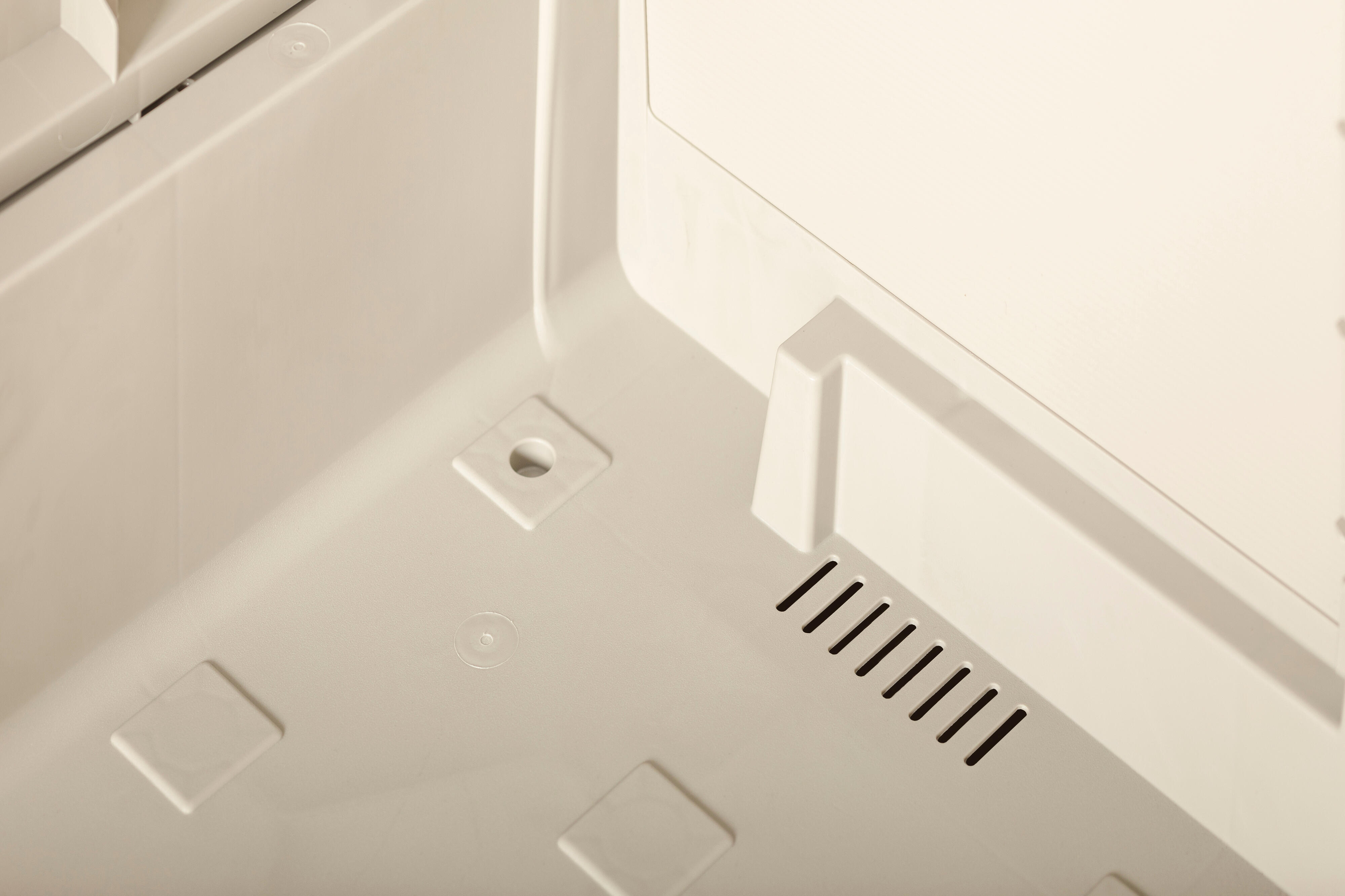 Arcón de resina para exterior TOOMAX STORA WAY 129.5 x 111 x 74.5 cm y capacidad de 842 L - 22