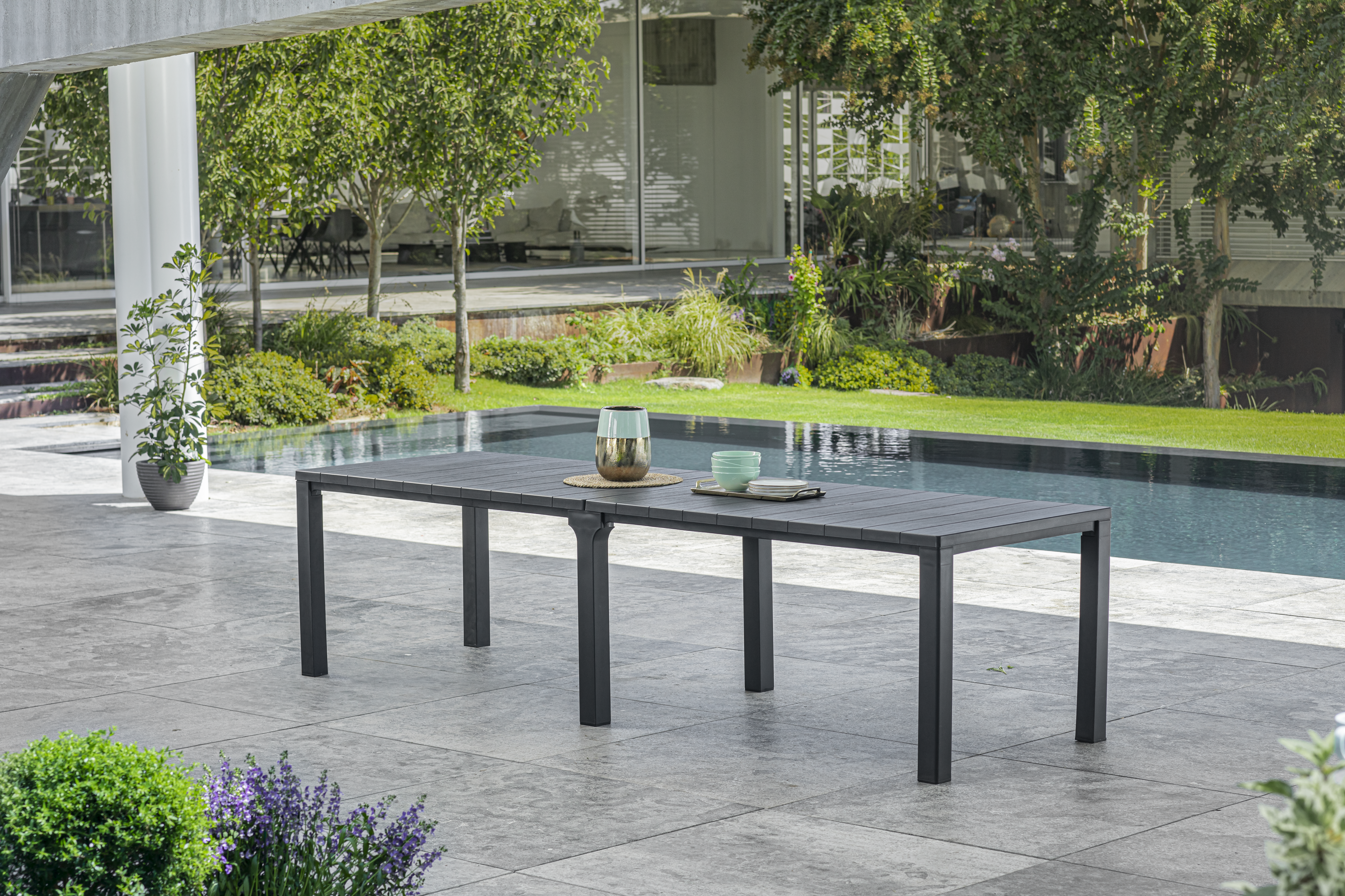 Mesa de jardín de comedor de resina Julie gris de 294x75x90 cm - 9