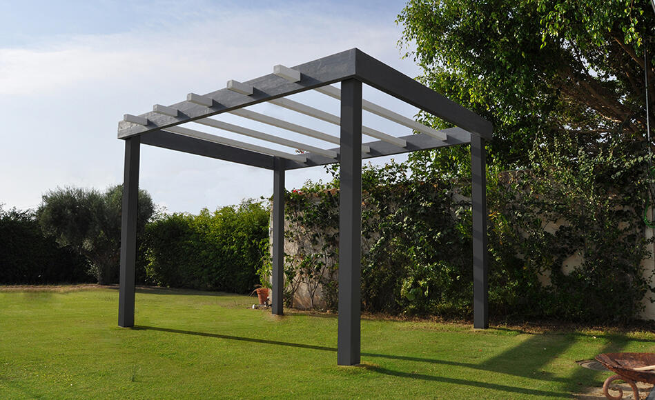 pergola de madera con cubierta huetor de 300 x 300 cm gris