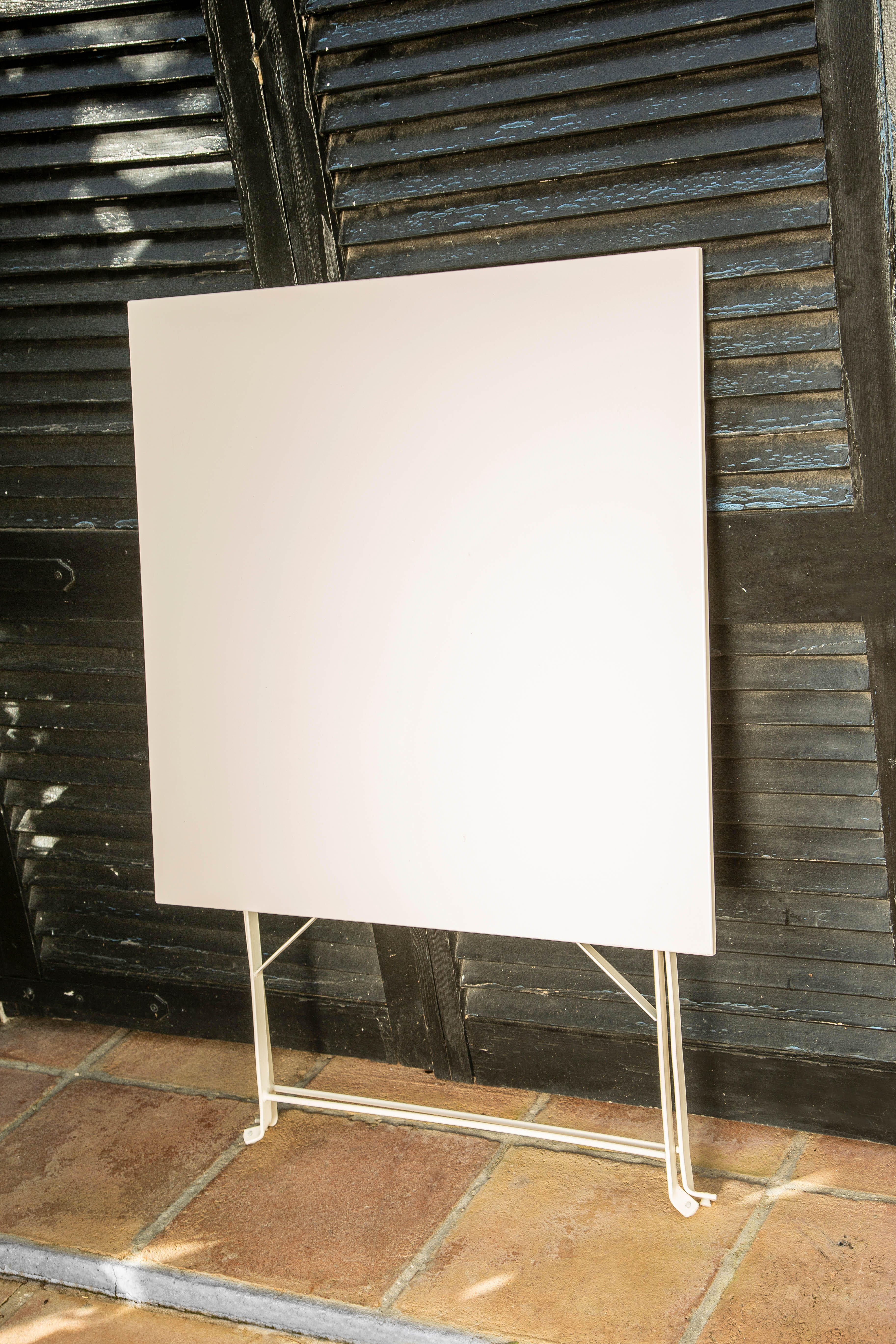 Mesa para balcón plegable de acero Flora blanco de 70x70x71 cm - 13