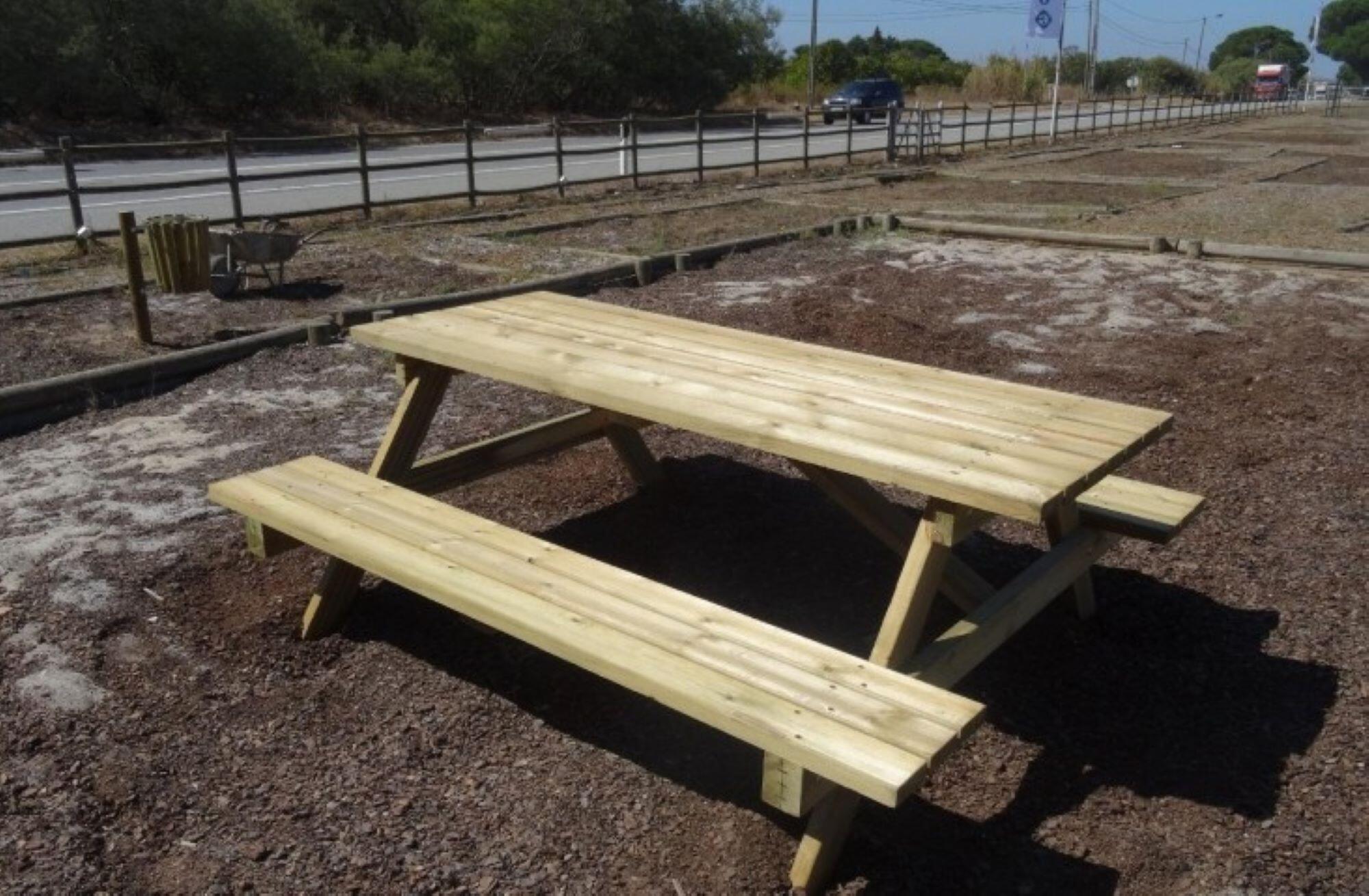 Mesa de madeira KIT PICNIC 180X150X70CM - 20