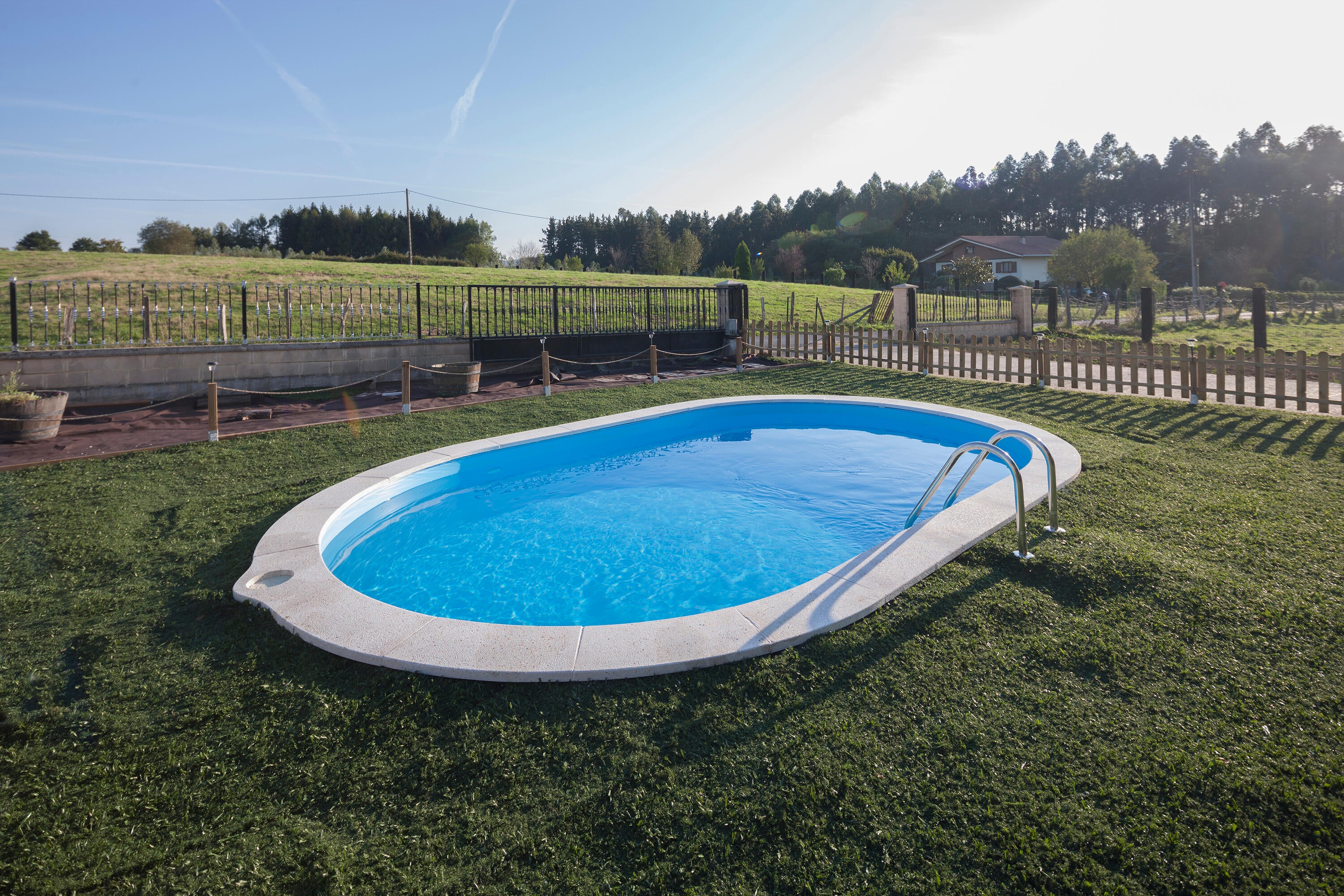 Piscina Enterrada De Acero Ovalada Gre De 6 X 3,2 X 1,2 M