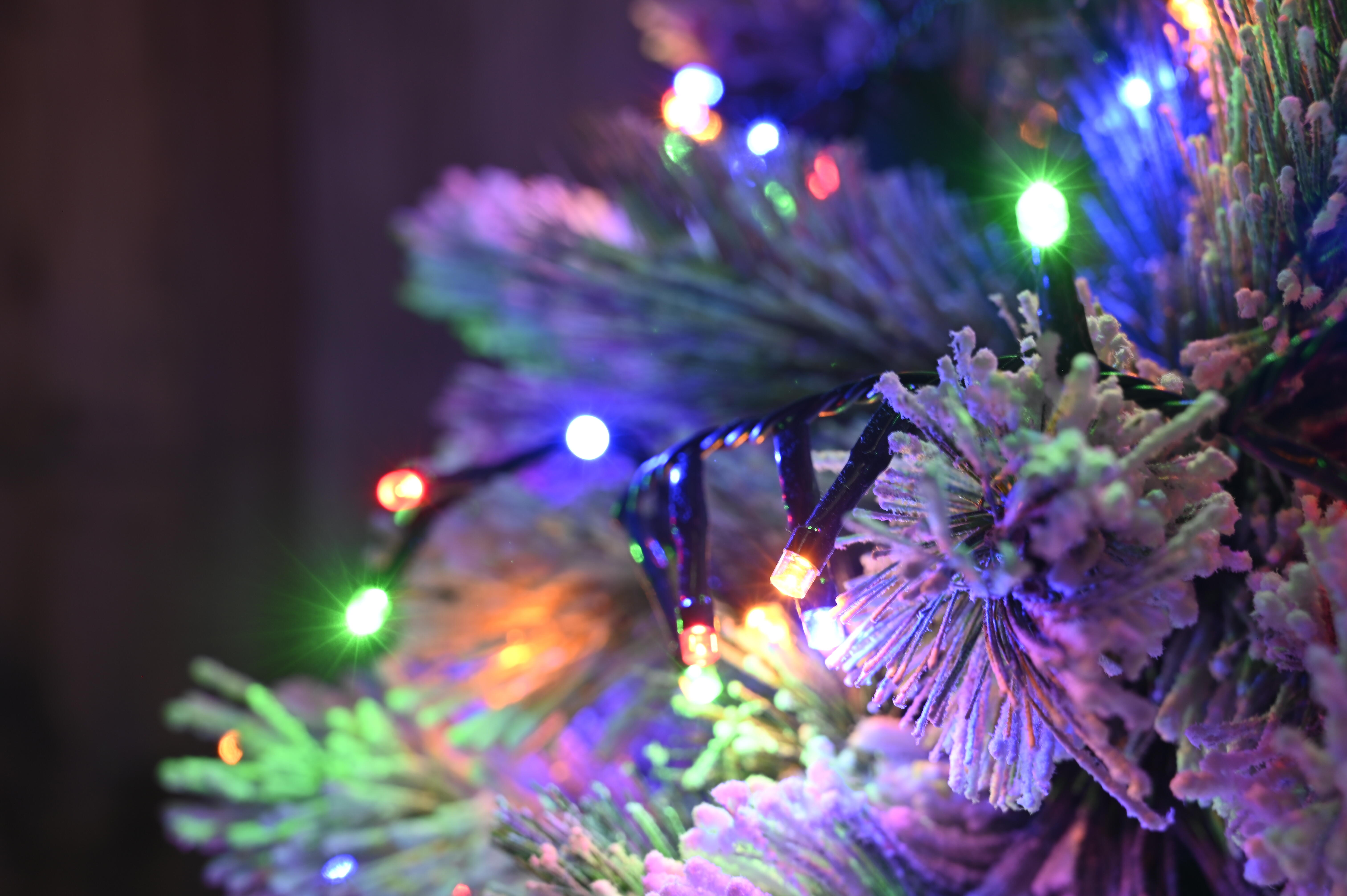 Guirnalda iluminada para árbol de 180 cm con 500 bombillas LED multicolor de 16.00 metros de iluminación para exterior con transformador - 6