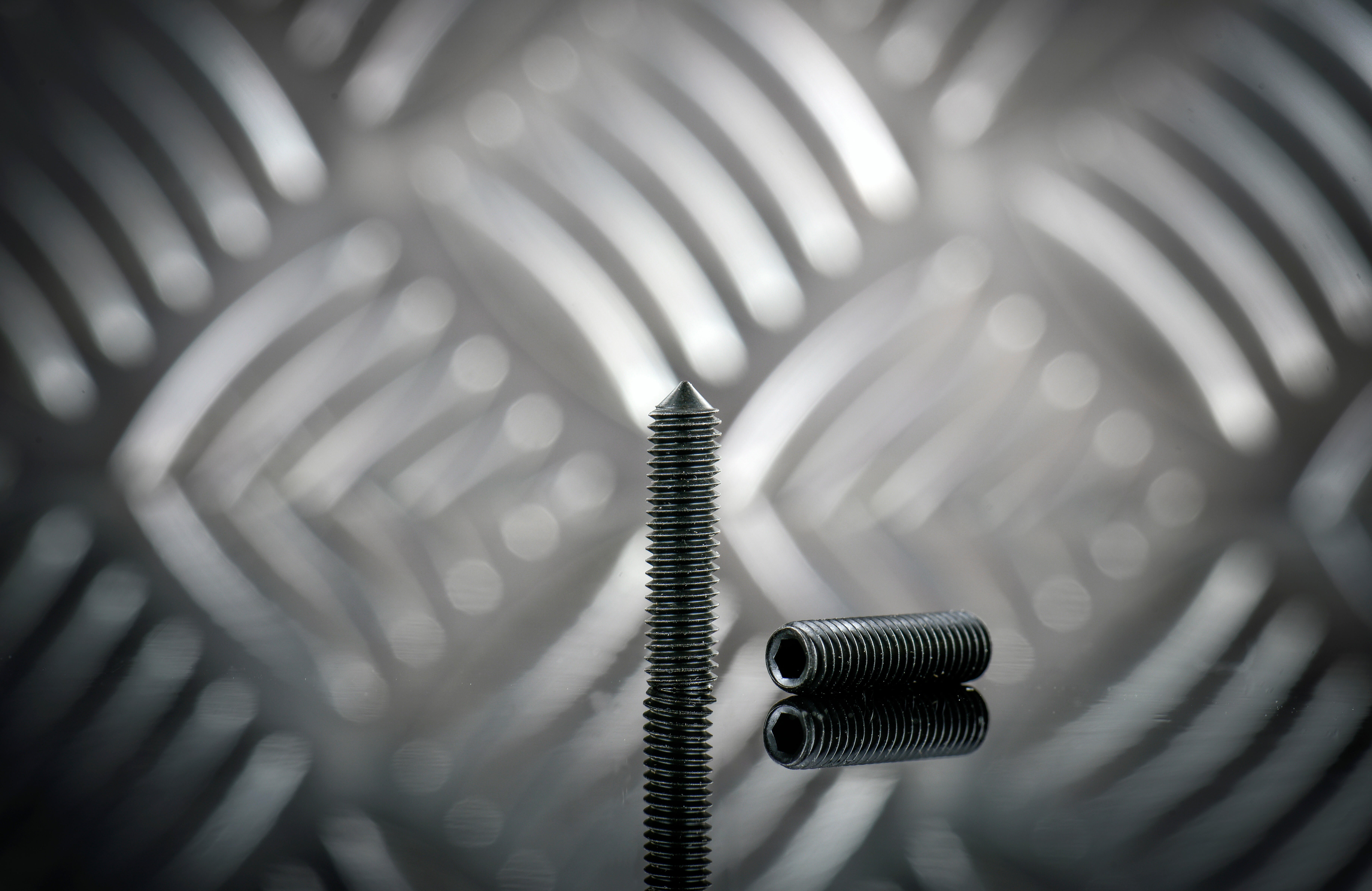 5 Parafusos PRESSÃO CÓNICA 3X10 - 4