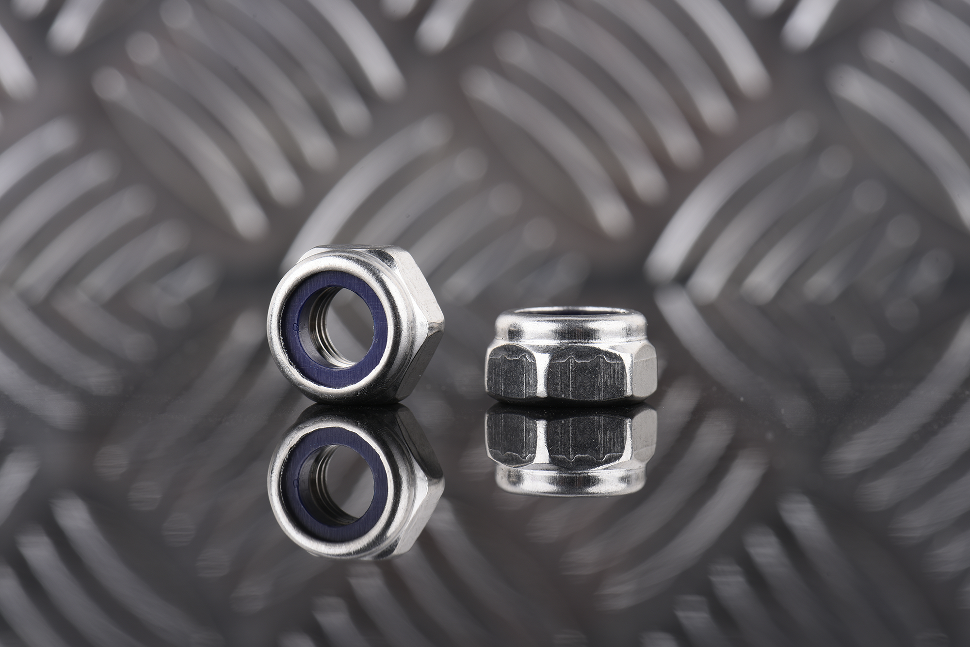 20 tuerca autoblocante de acero inoxidable  Ø 5 mm - 3