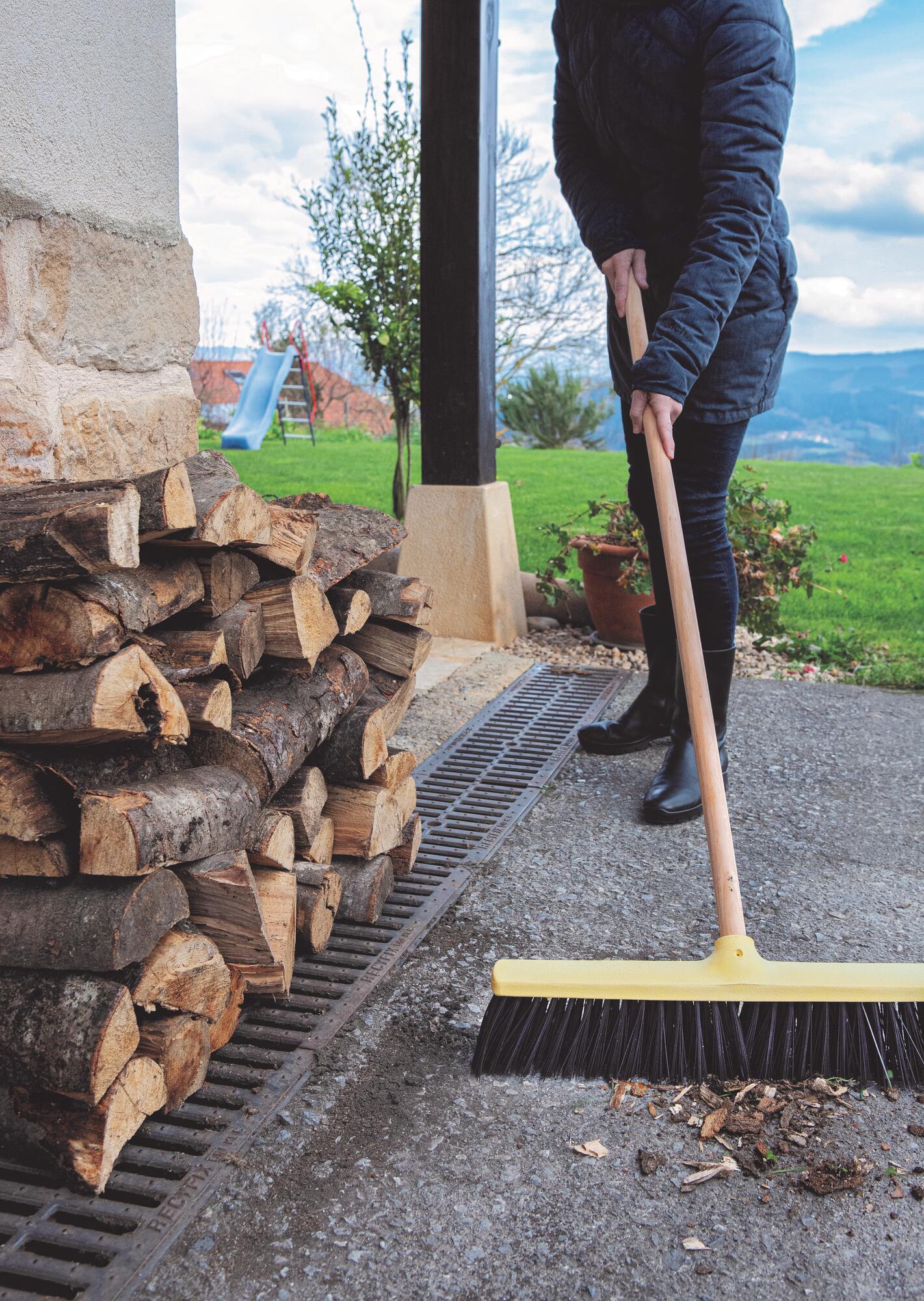 CEPILLO BARRENDERO EXPANSO CON PALO