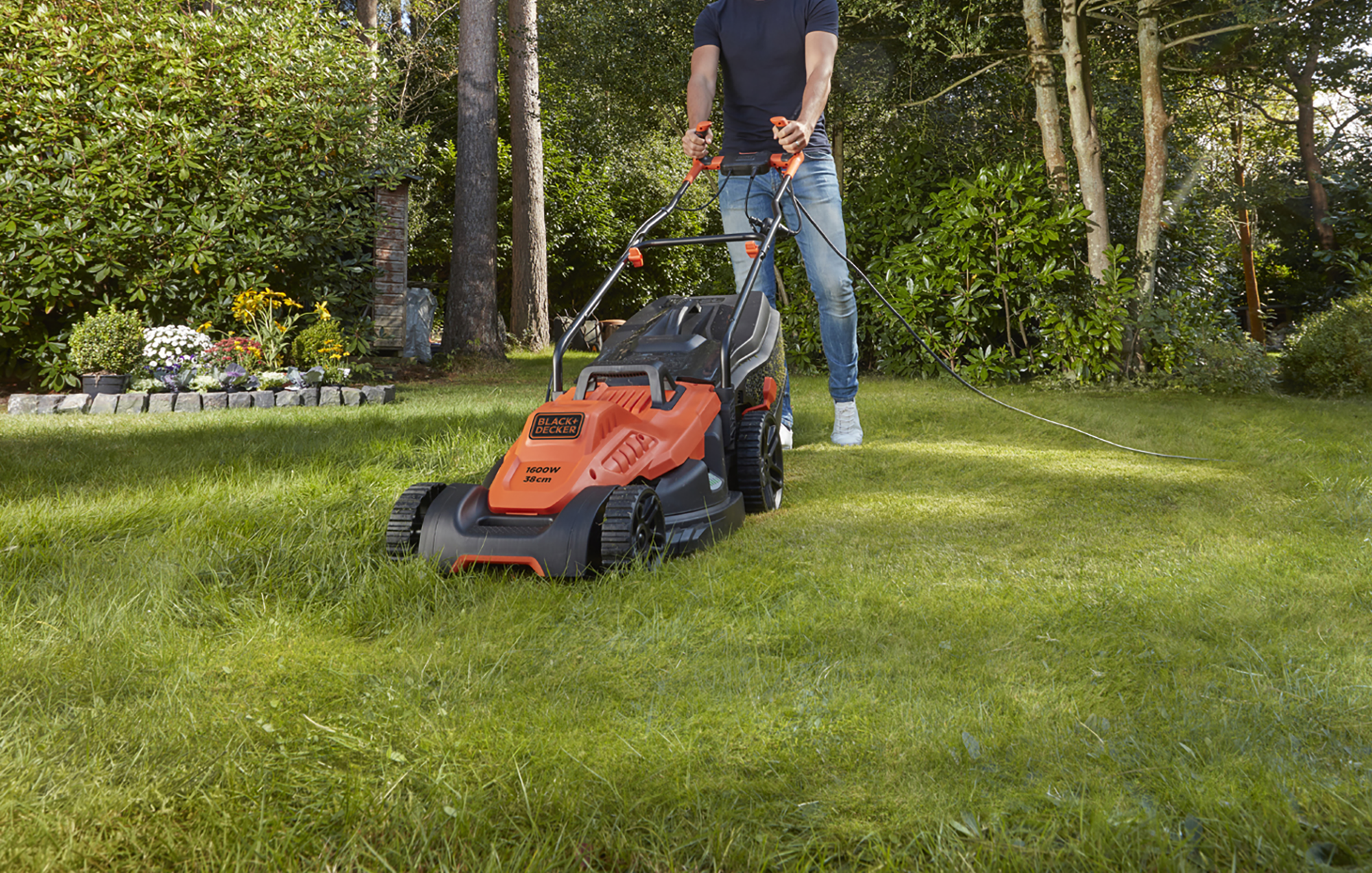 Corta-relva elétrico BLACK + DECKER BEMW471BH-QS - 6