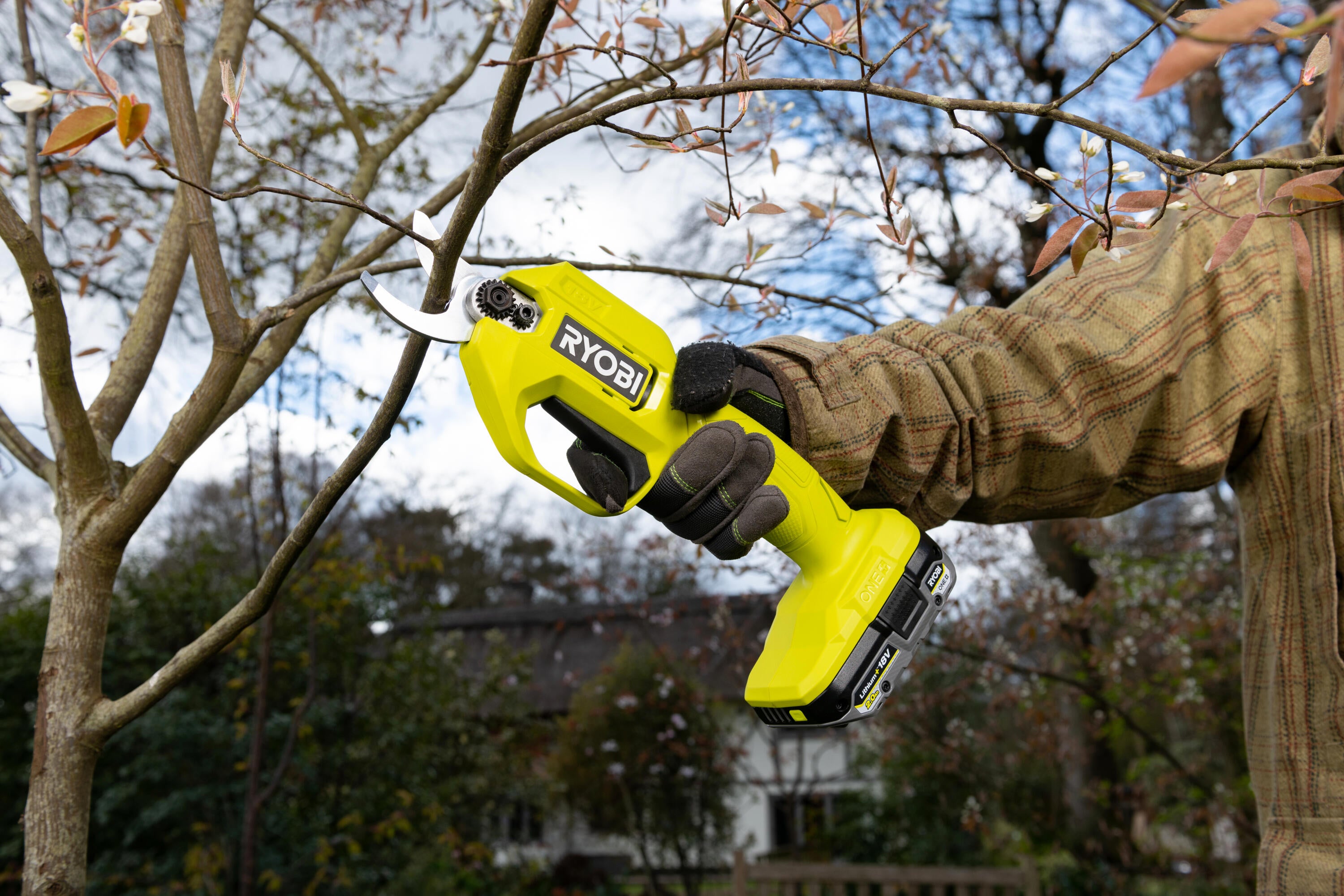 Tesoura de poda a bateria 18 v Ryobi ONE+ BARETOOL RY18SCA-0 - 4