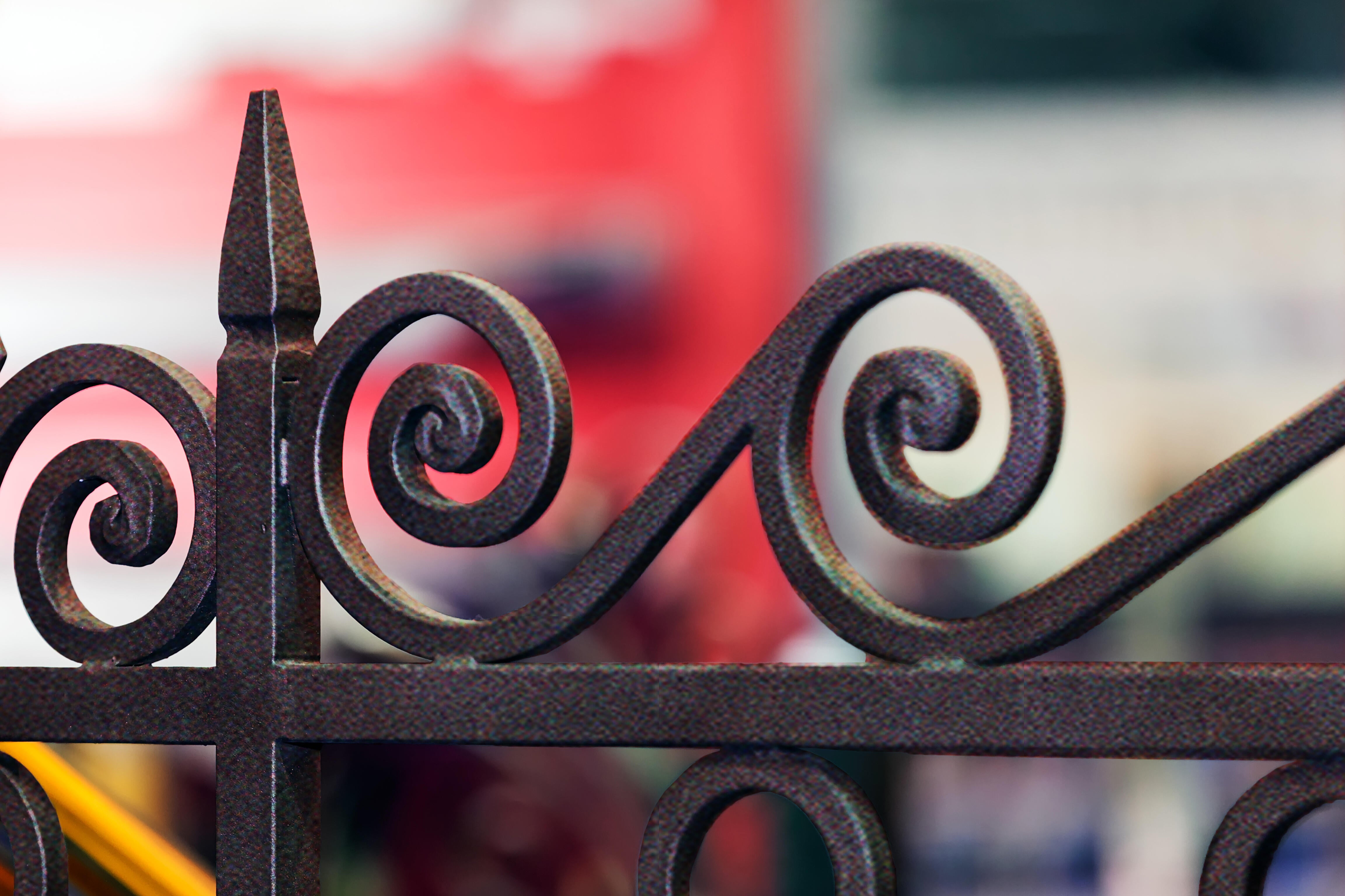 Pintura exterior color negro para hierro, reja, ventana, persiana OXIRON metalizado 750ml al disolvente aplicación directa sobre el óxido - 5