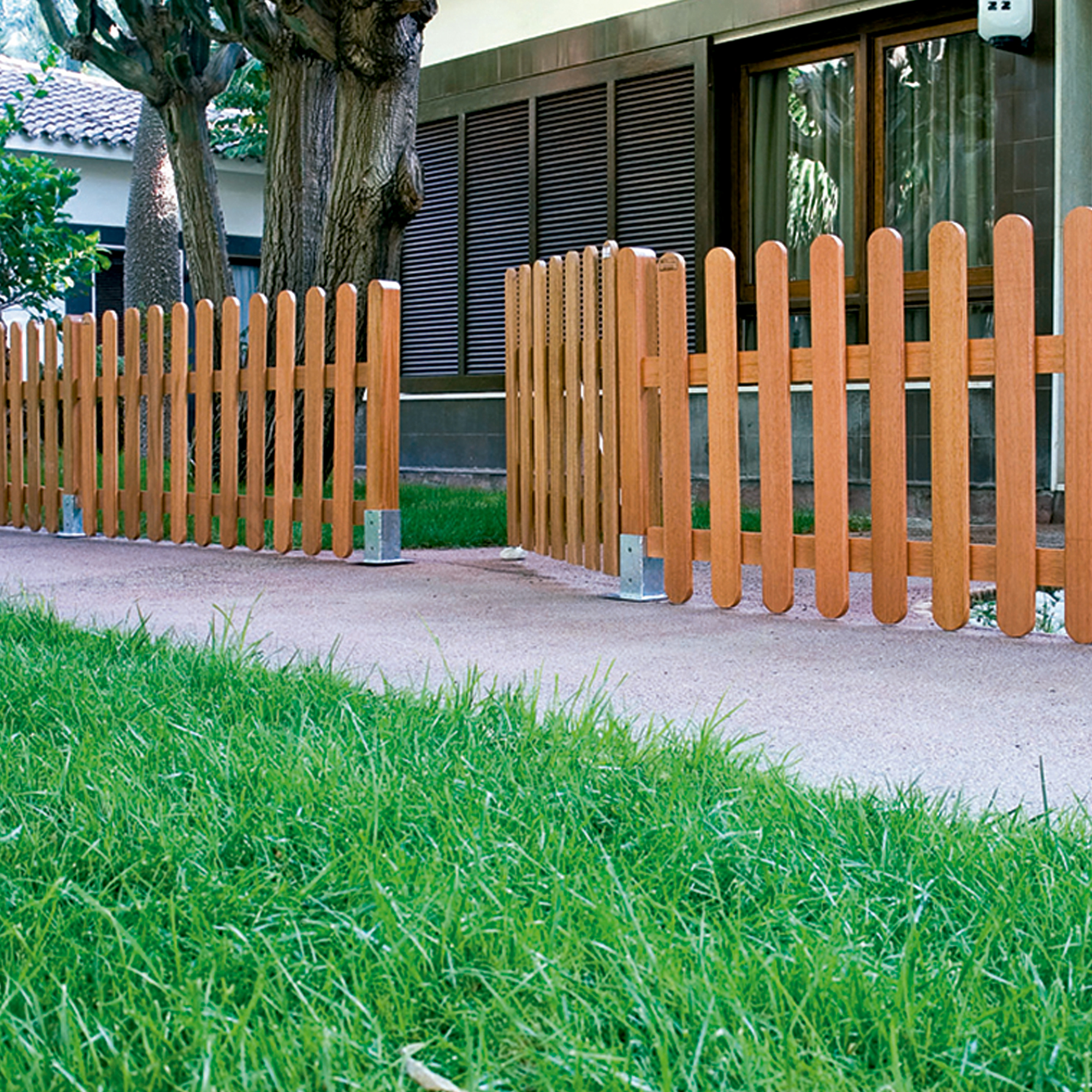 Soporte poste para  de acero para poste de 12 x 12 cm - 2