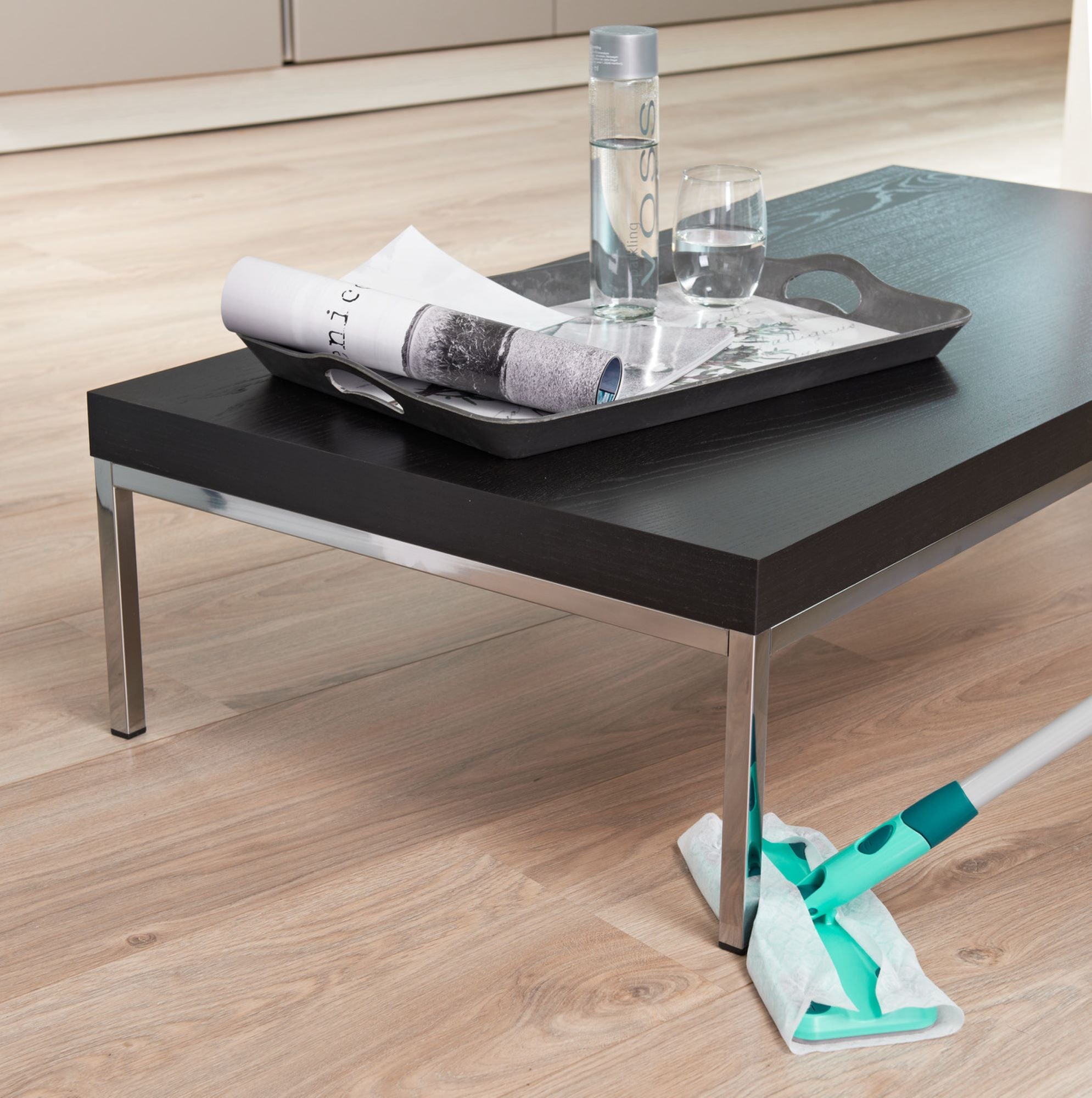 Set mopa atrapapolvo clean & away con palo y 5 gamuzas - 4