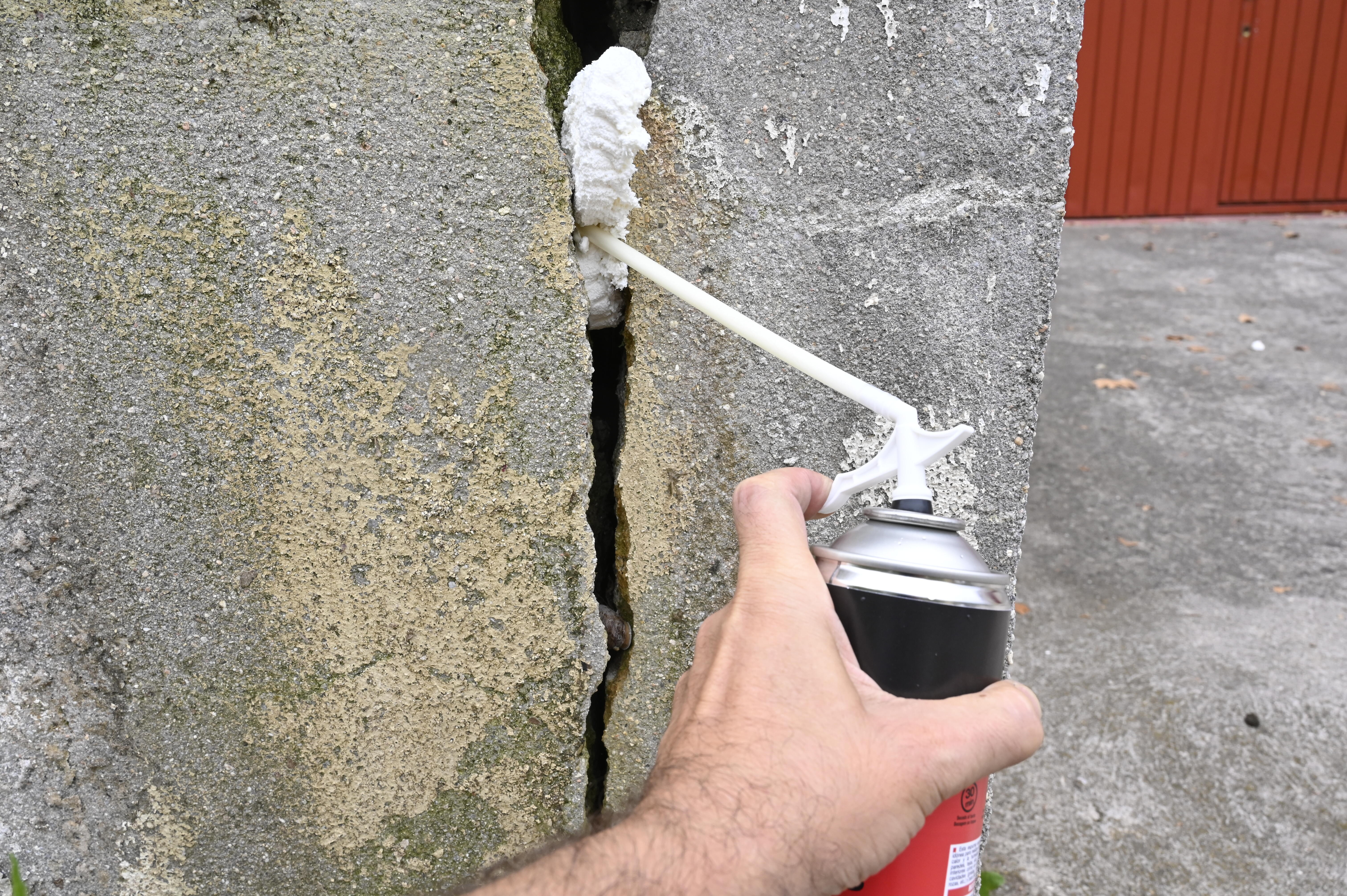 Pack 2 espumas expansivas poliuretano multiusos manual 750ml Axton - 2