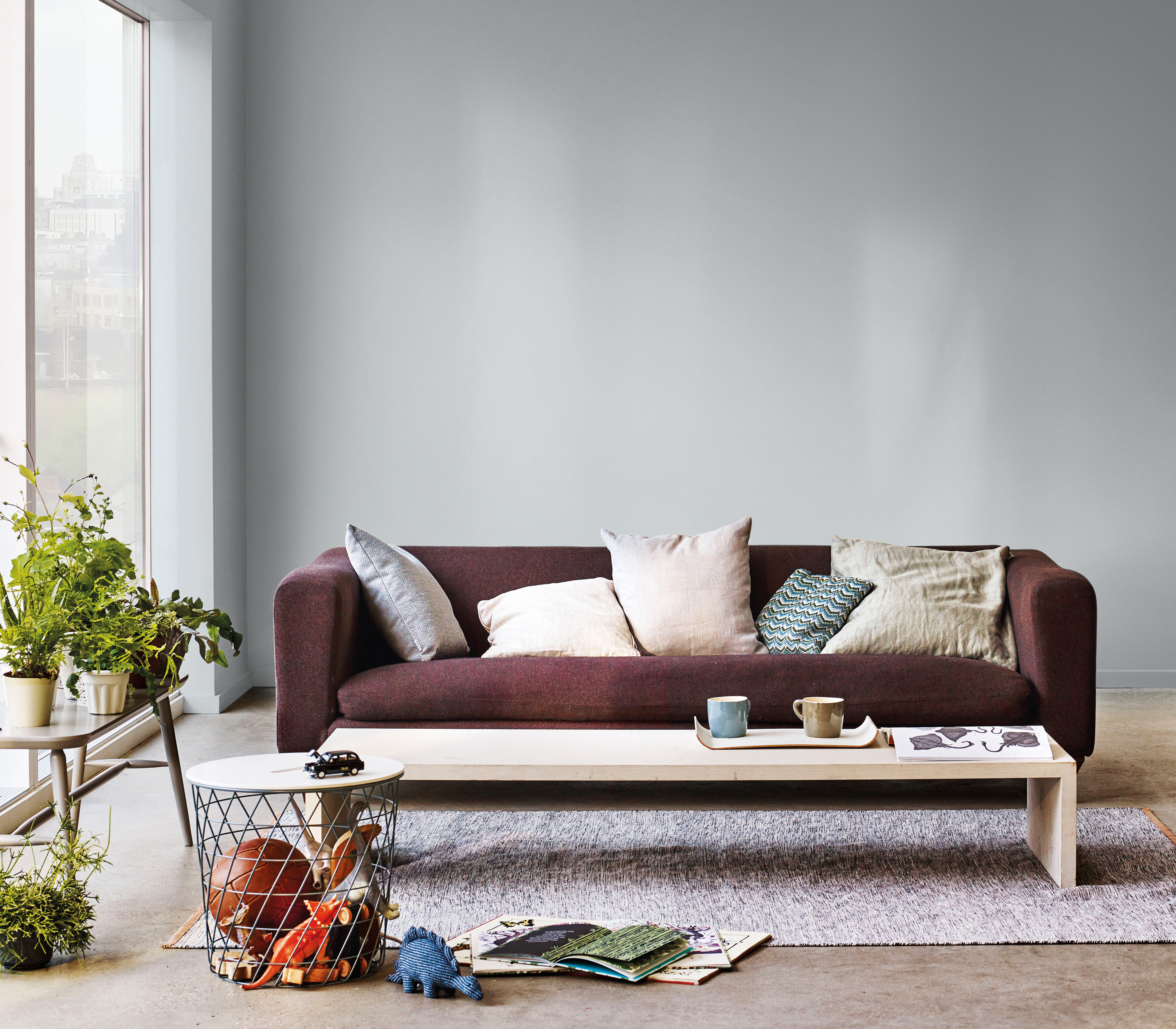 Pintura de interior Bienestar BRUGUER color gris suave mate 4L para paredes y techos - 4