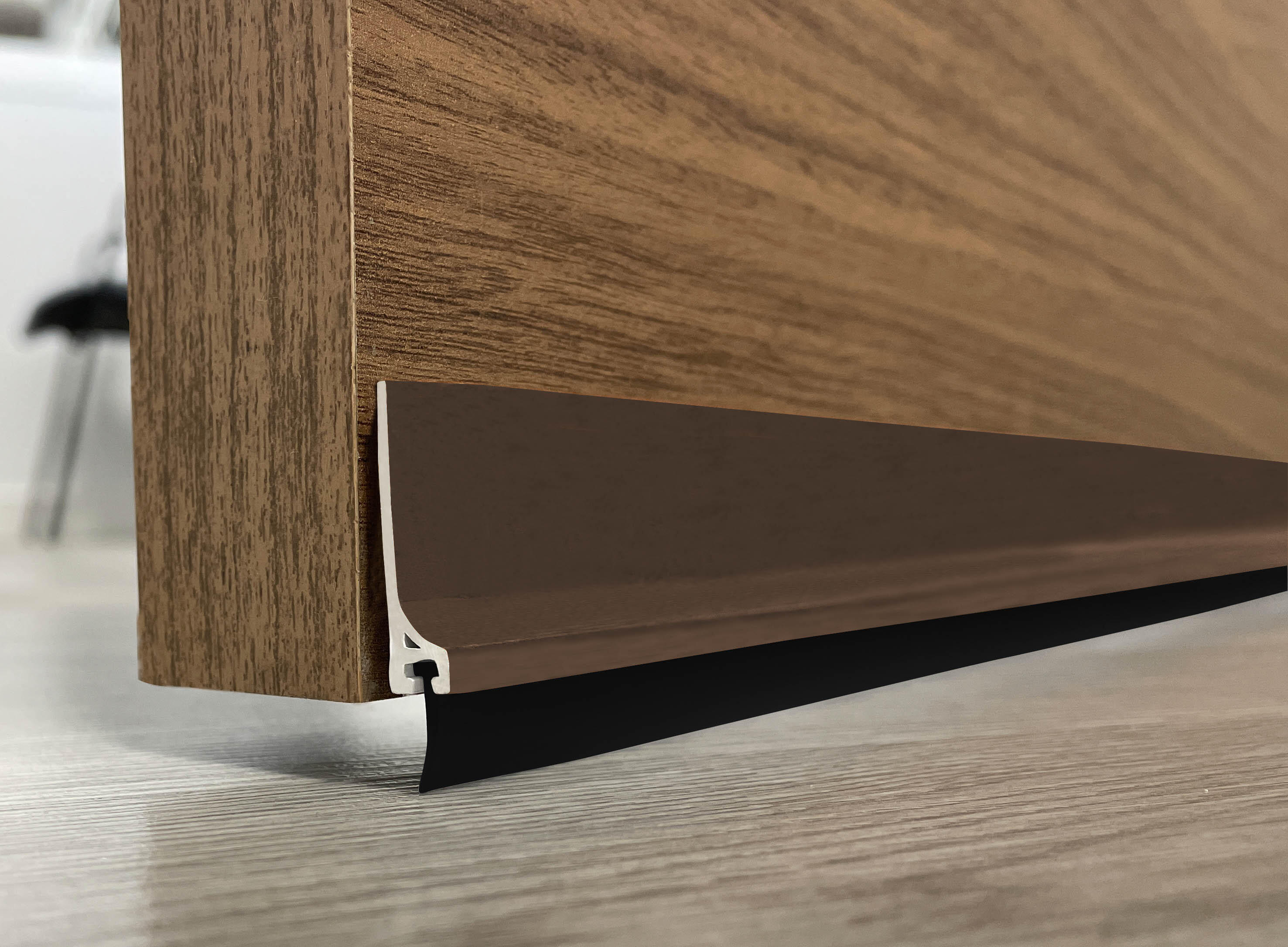 BURLETE AUTOADHESIVO PUERTA MARRÓN 1M PVC EXTERIOR BURCASA - 2