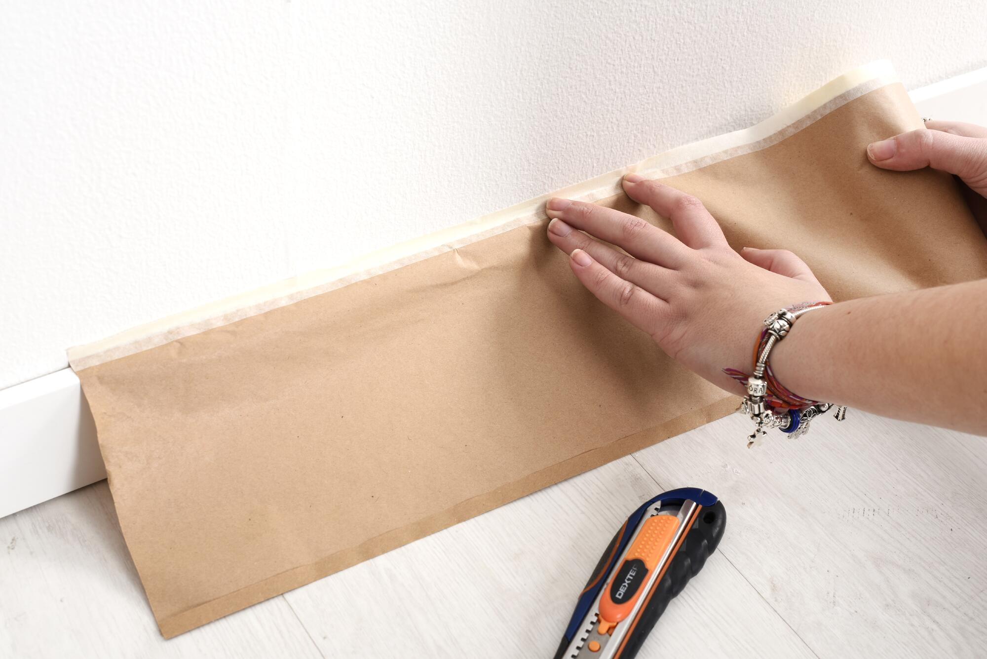 Papel de protección con cinta 15cmx20m