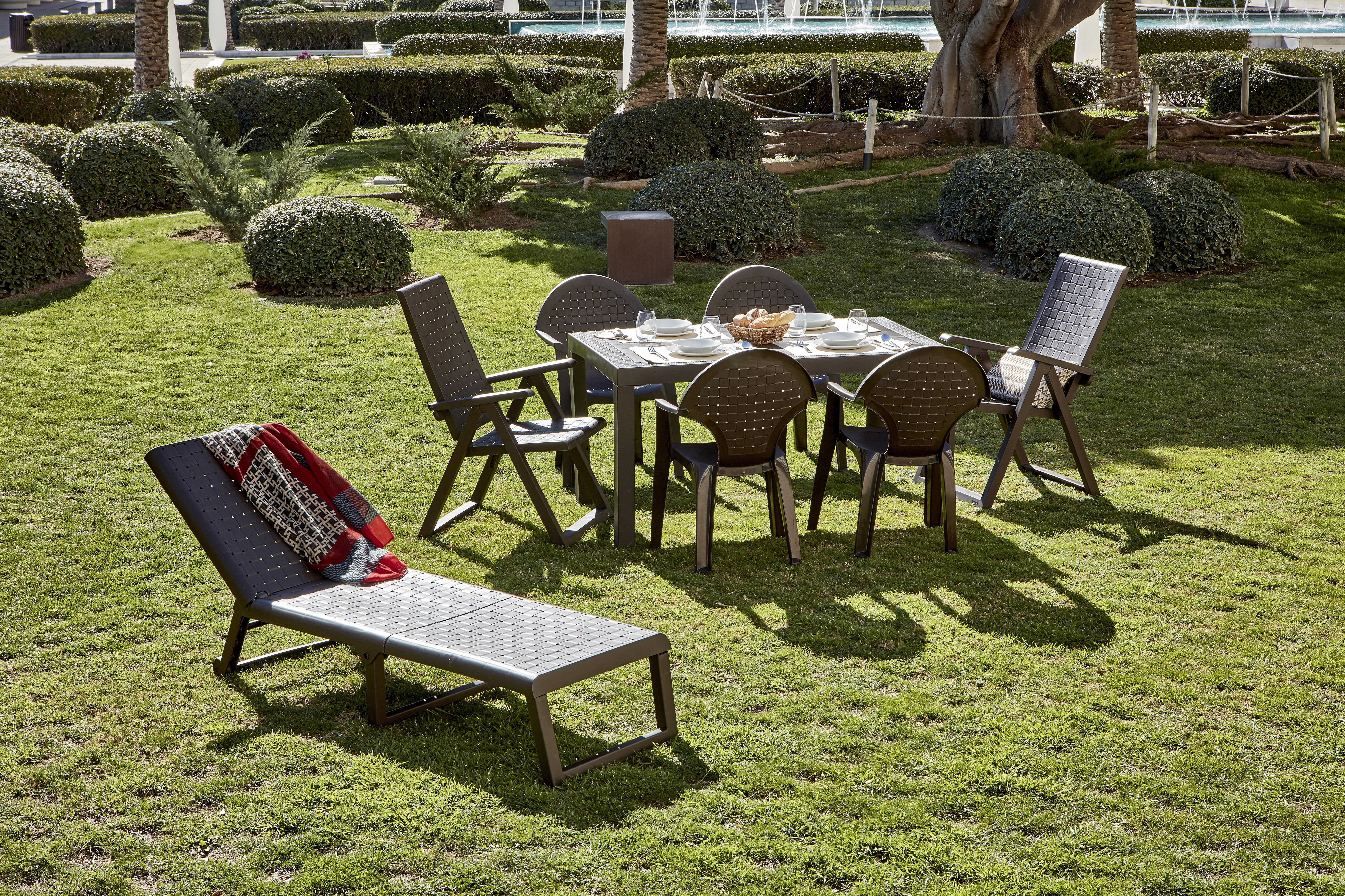 Mesa de resema 140x85x73 cm castanho SP Berner - 3
