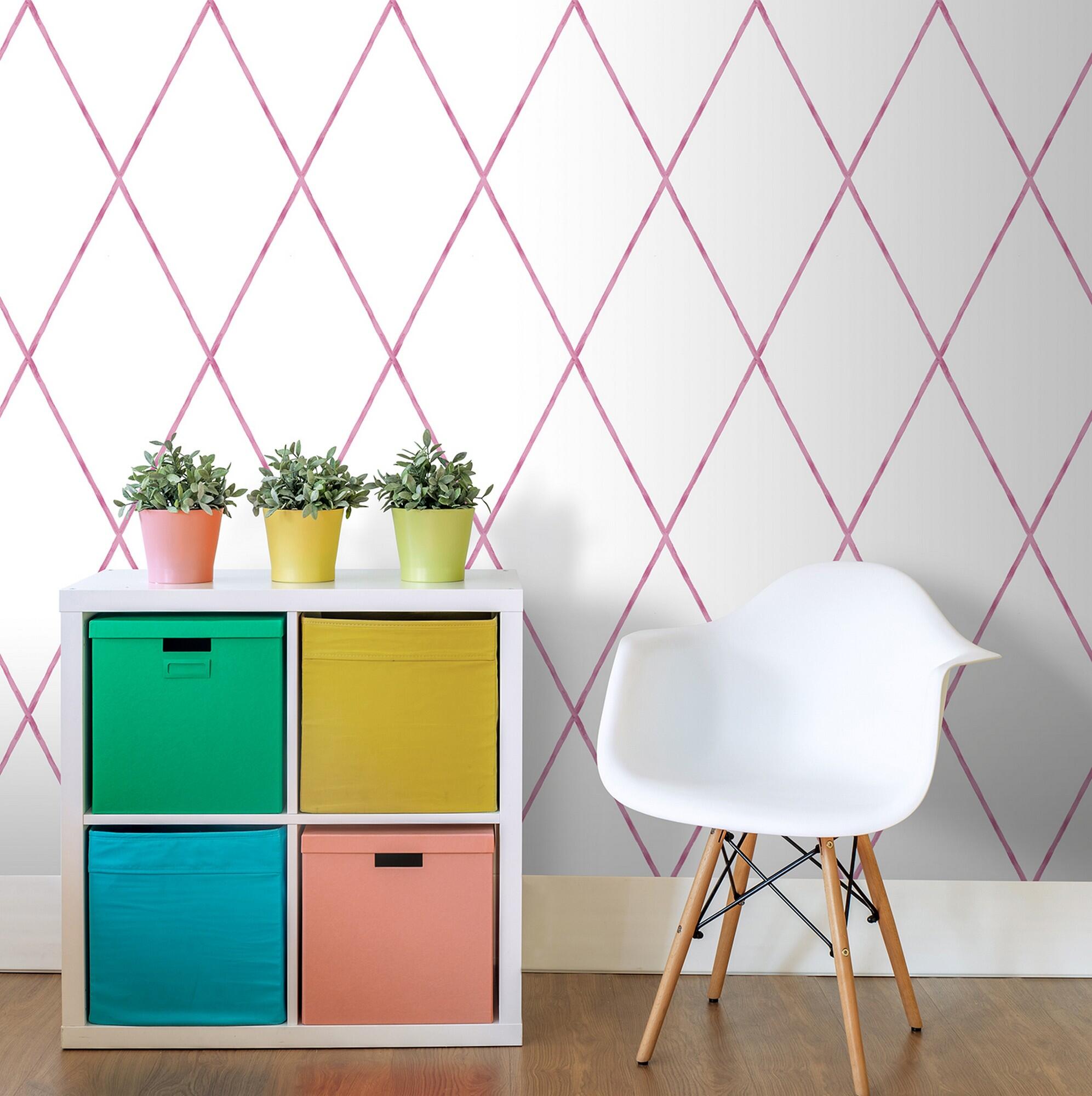Papel pintado vinilo geométrico rombo lineal rosa blanco