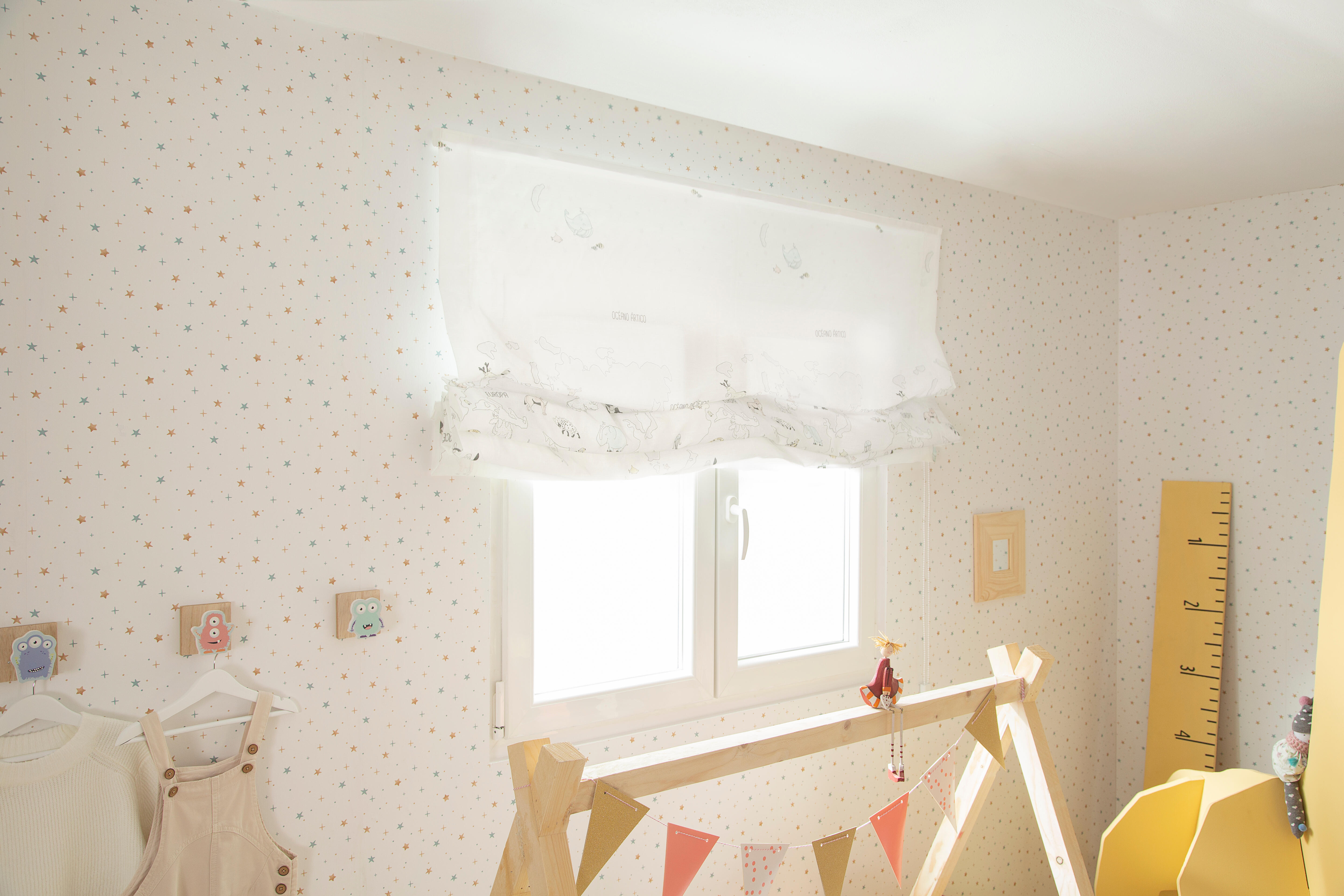 Papel pintado TNT aplicación cola en pared Infantil Estrelitas beige  CASELIO 53cmx10.05m - 9