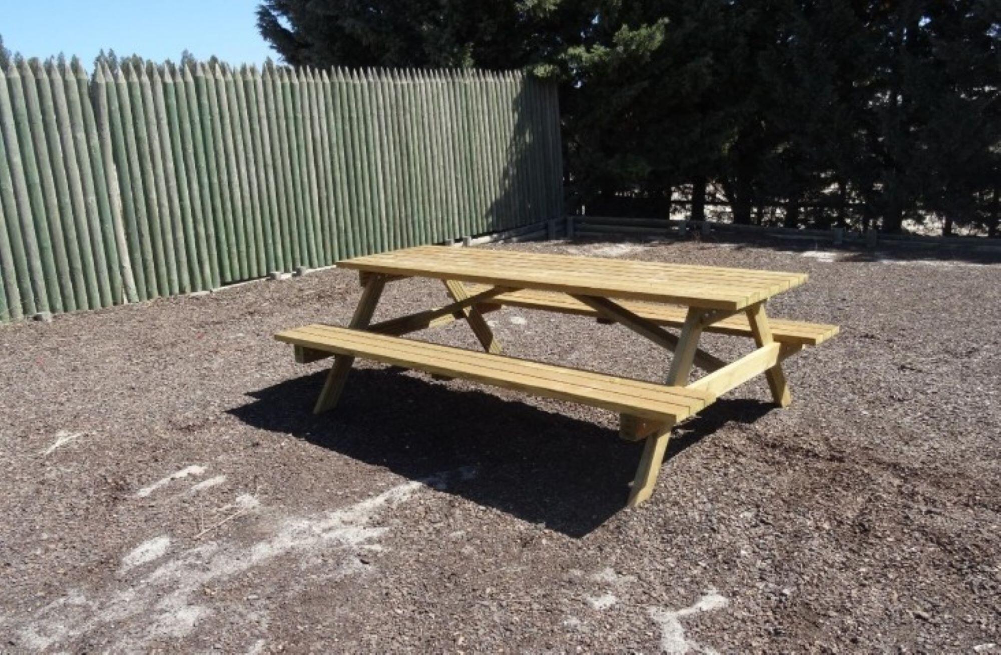 Mesa de madeira KIT PICNIC 180X150X70CM - 18