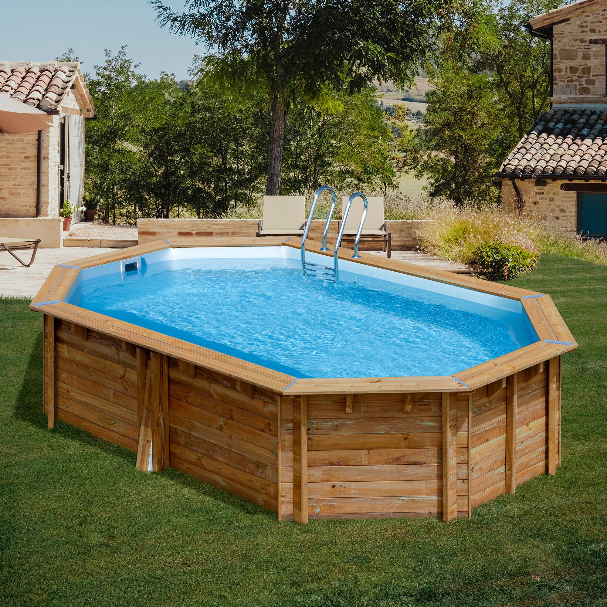 Novedades en piscinas desmontables de madera y composite | Leroy Merlin