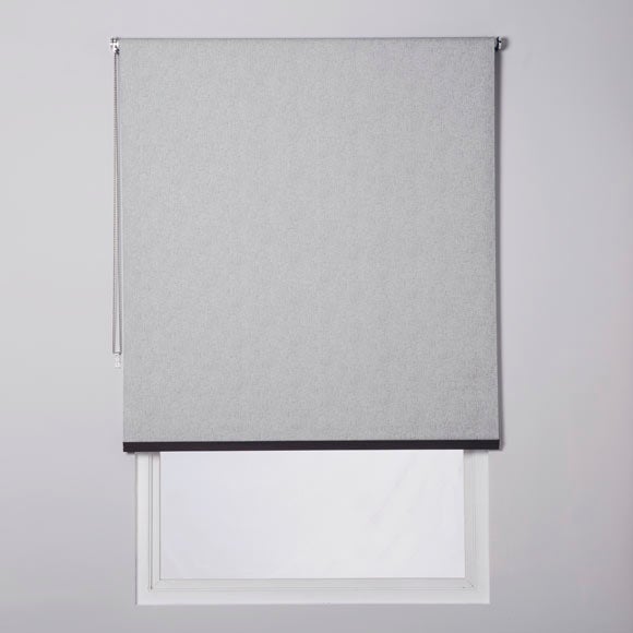 Estor enrollable opaco con cadena caleta poliéster liso antracita de 154x230cm