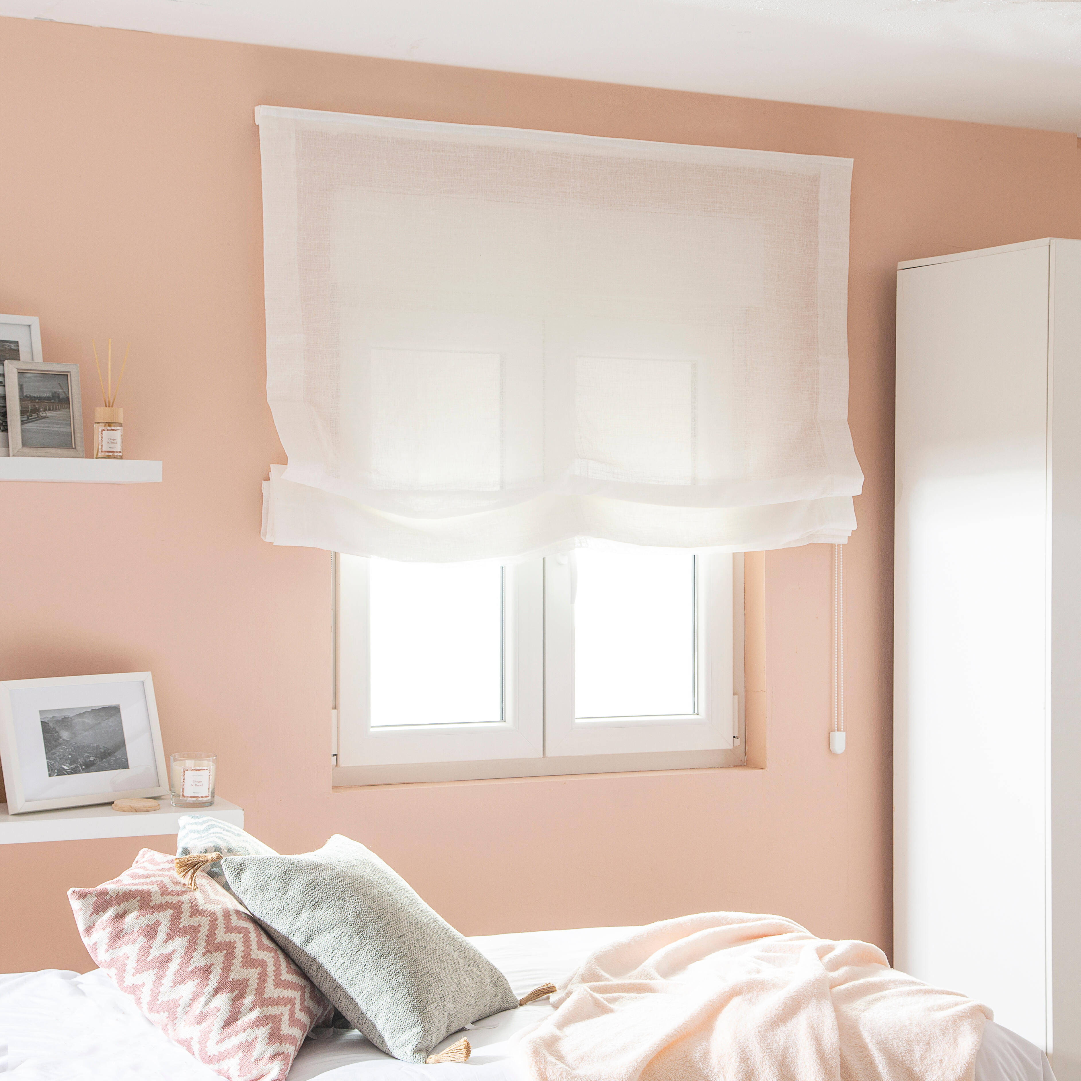 Estor plegable paquetto semi-transparente Forum 135x175 cm poliéster liso blanco con cadena - 11