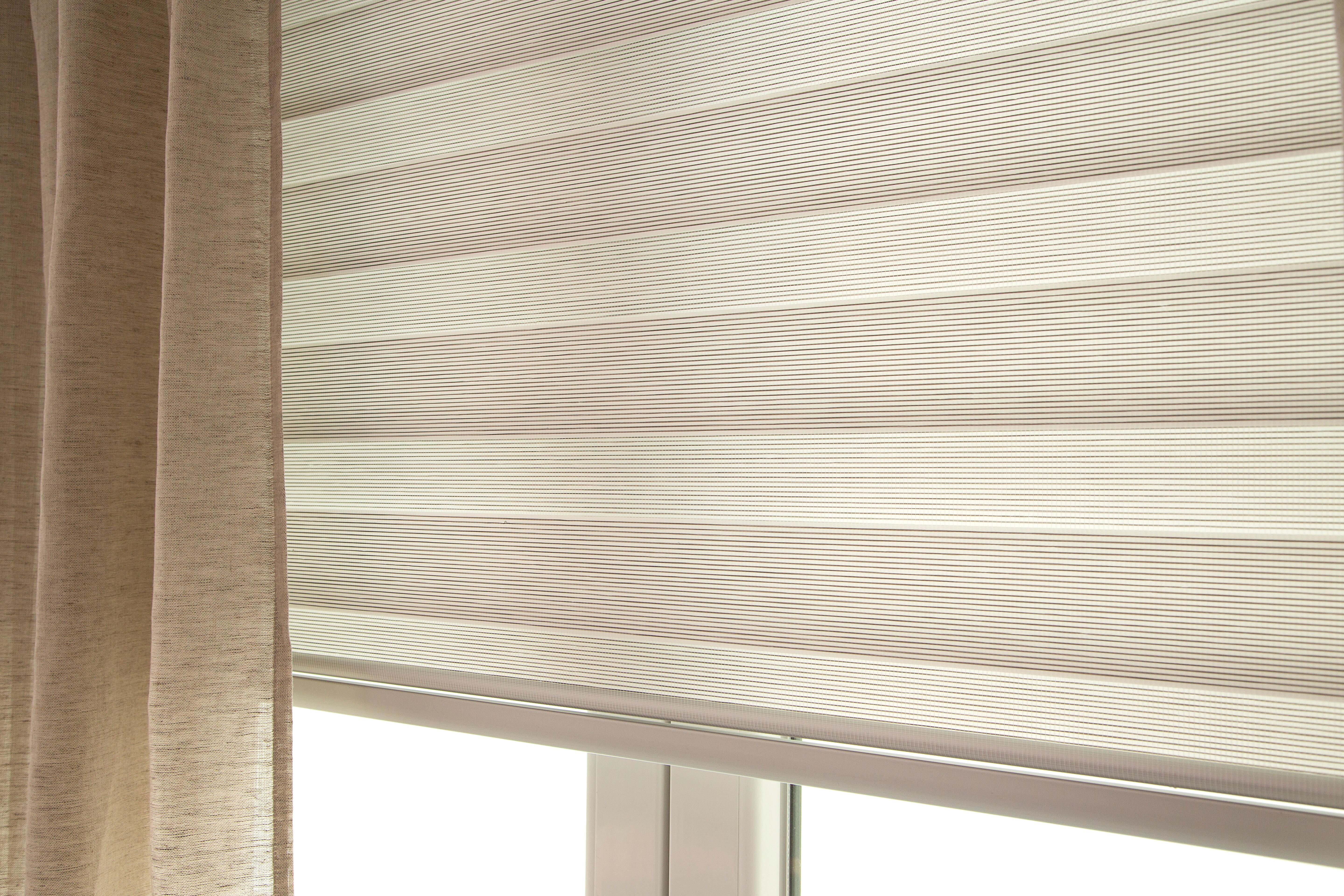 Estor enrollable noche/día  con cadena Top N&D poliéster con líneas blanco  de 90x250cm - 5