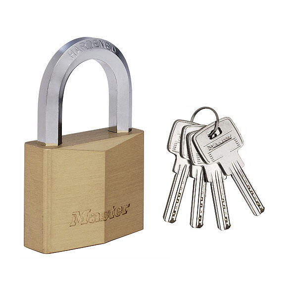 Candado con llave con cuerpo latón y asa de acero cementado