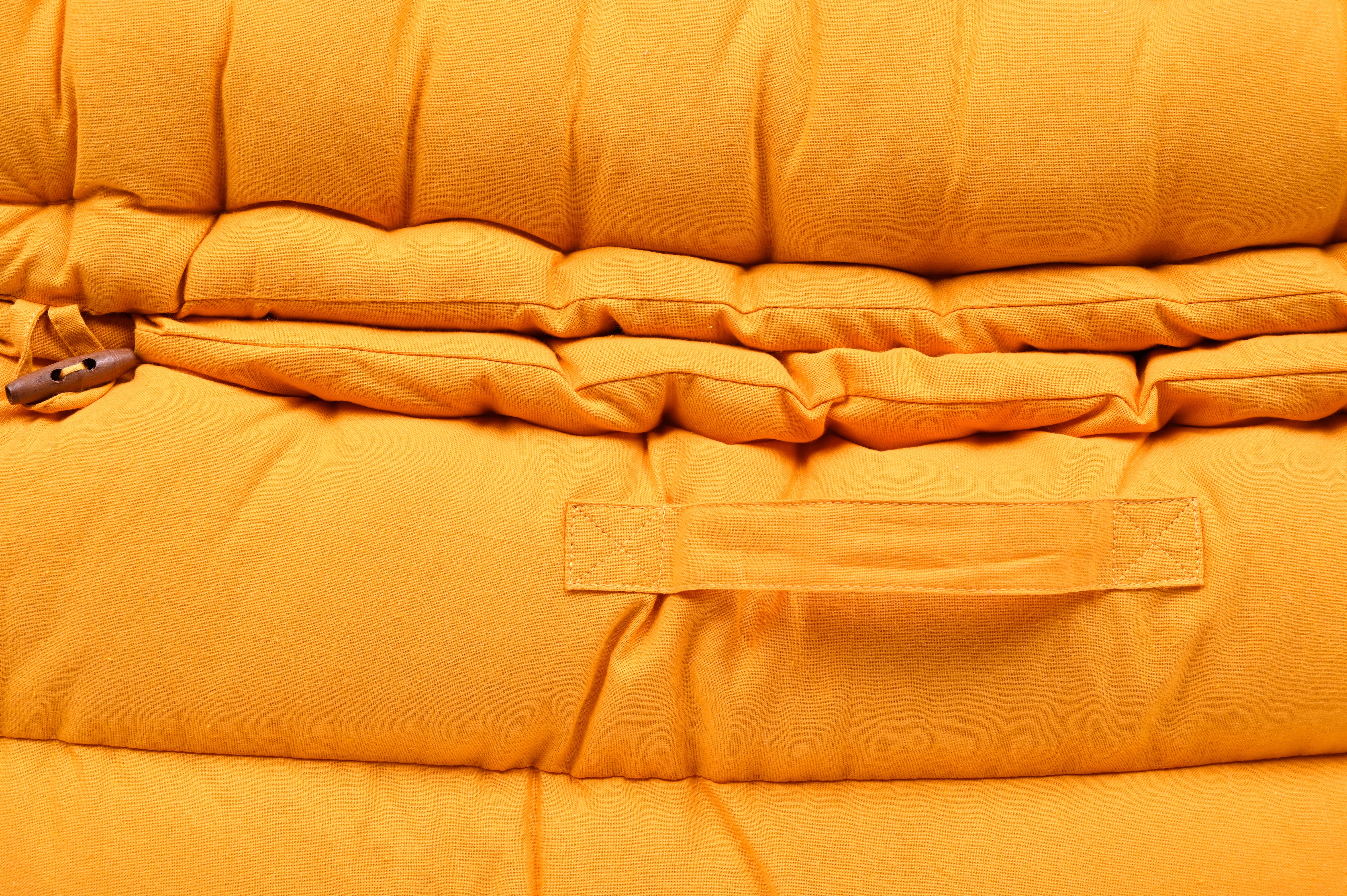 Cuscino da pavimento Futon Pouf Flexible effetto cotone giallo / dorato 60 x 60 cm - 9