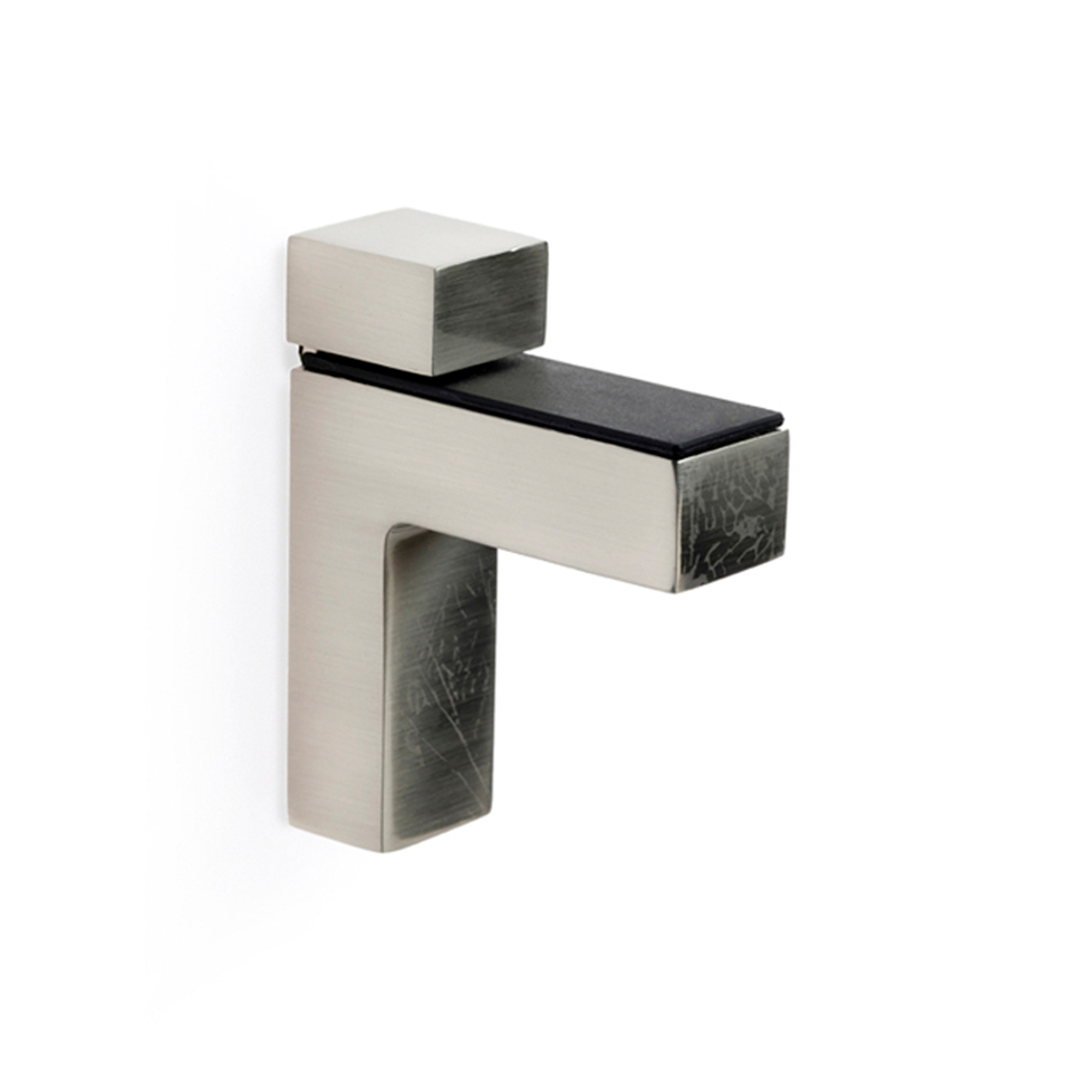 2 porta estante con una medida de 25x84mm fabricado en zamak