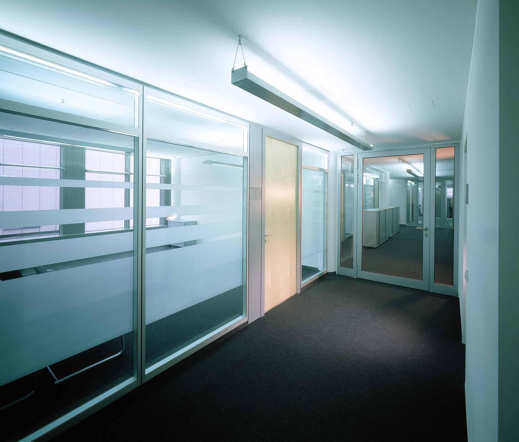 Tubo luminoso Fluo Osram, Fluorescente, G13 opaco, luce calda, 18W= 1350 LM (equiv 18 W), 360°, OSRAM - 3