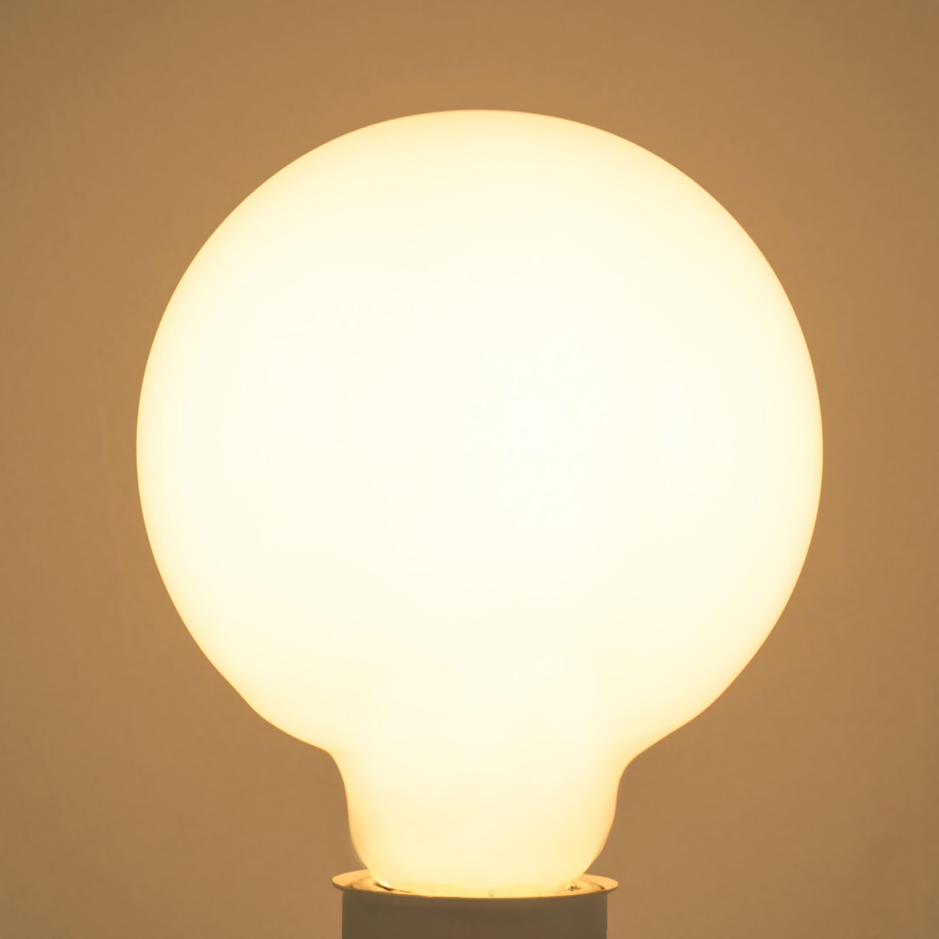 Lampadina LED, E27 globo, opaco, luce calda, 8W= 1055 LM (equiv 75 W), 360°, LEXMAN - 6