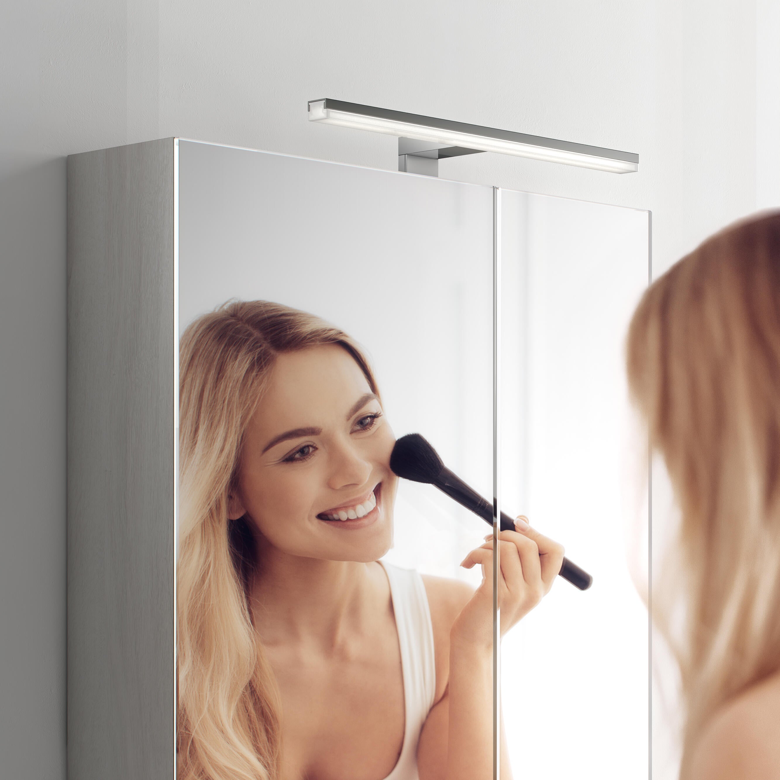 Candeeiro de parede LED Miwall 8W/700 L30 4000K - 3